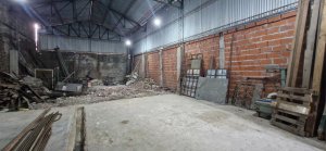 GalpÃ³n Con Oficina Y Vivienda De 3 Ambientes