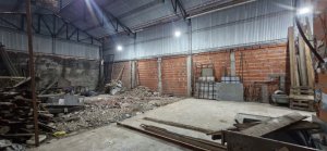GalpÃ³n Con Oficina Y Vivienda De 3 Ambientes