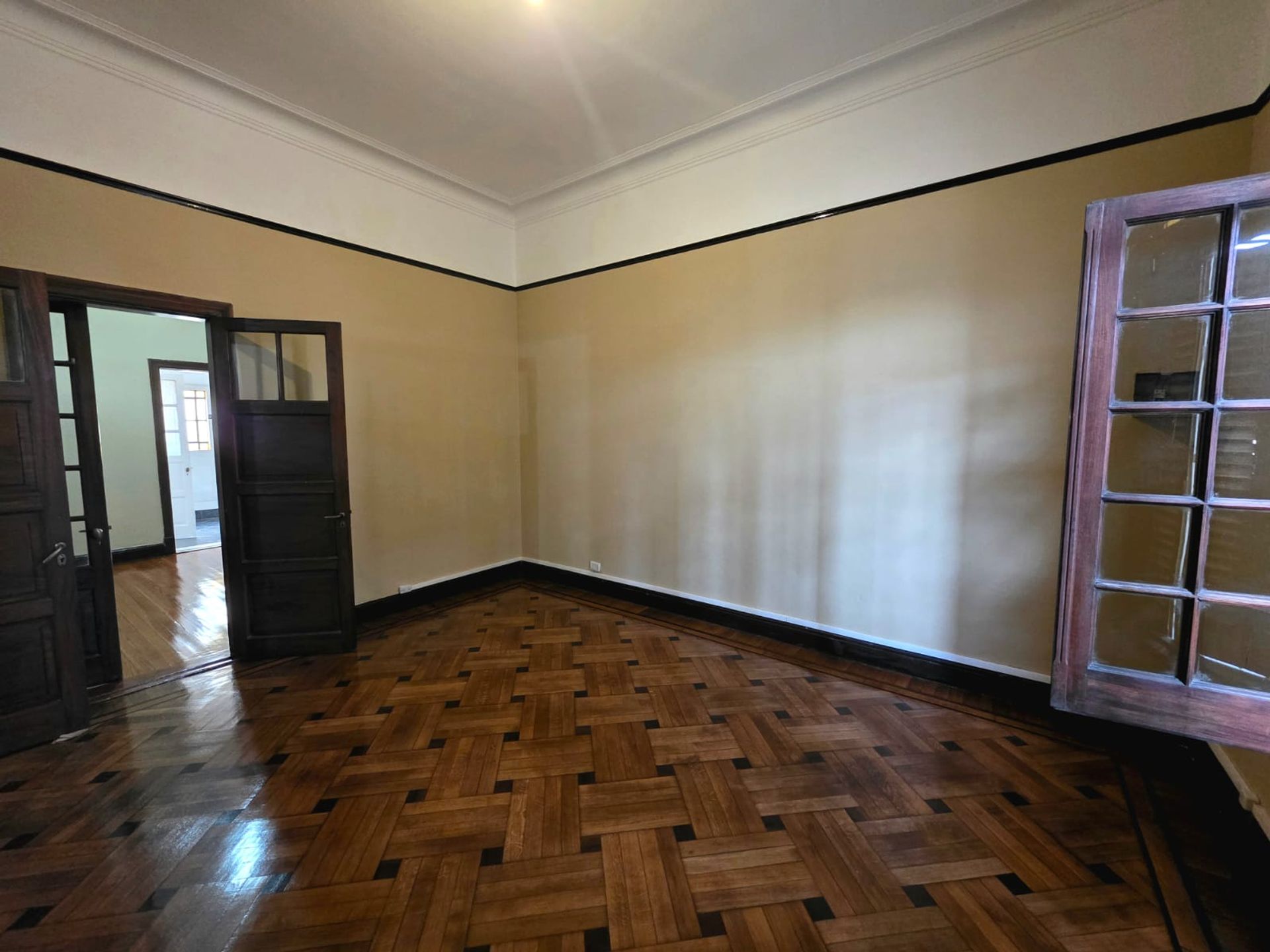 Alquiler Ph Tipo Casa Al Frente. 4 Amb. Olivos