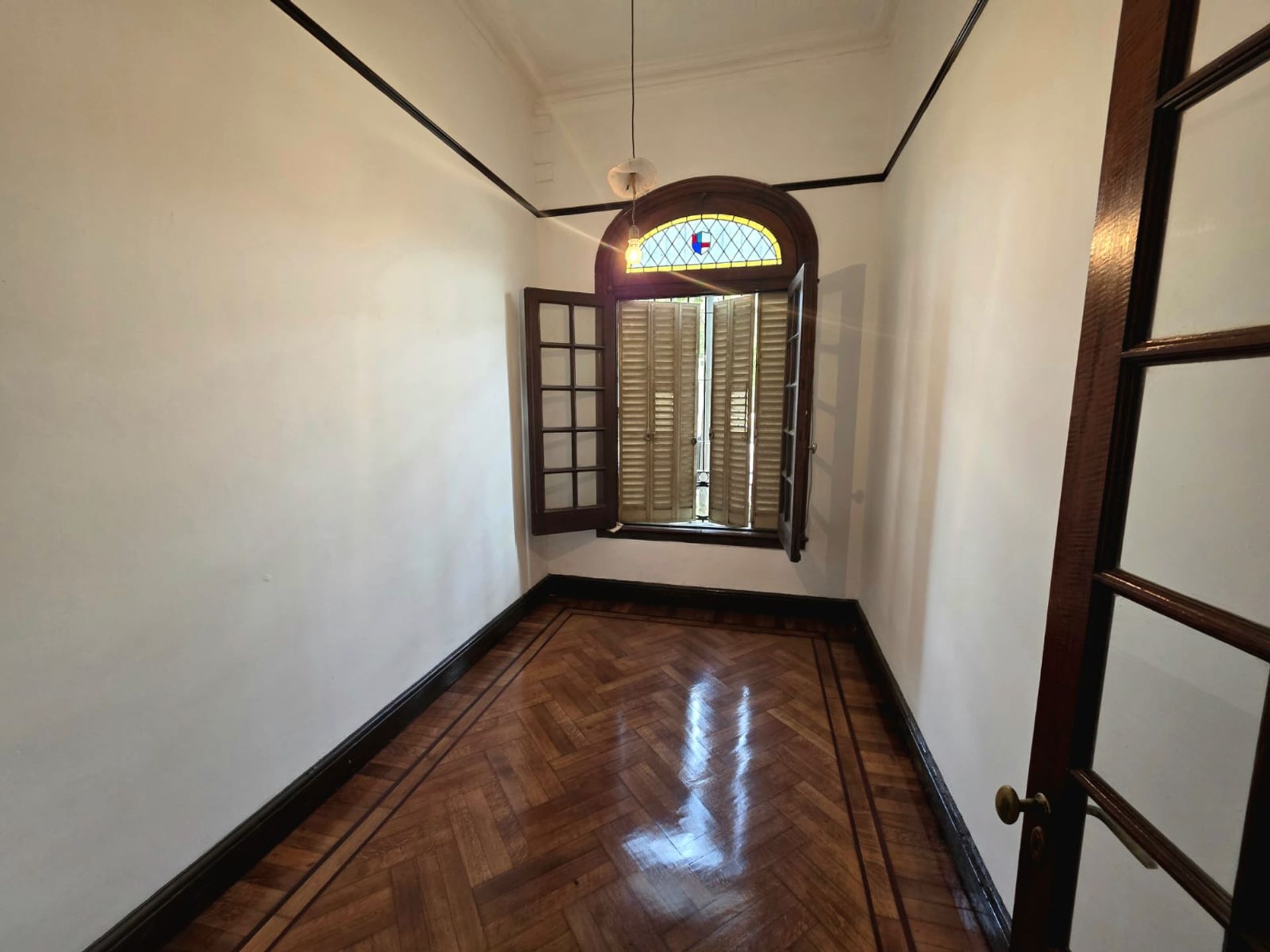 Alquiler Ph Tipo Casa Al Frente. 4 Amb. Olivos