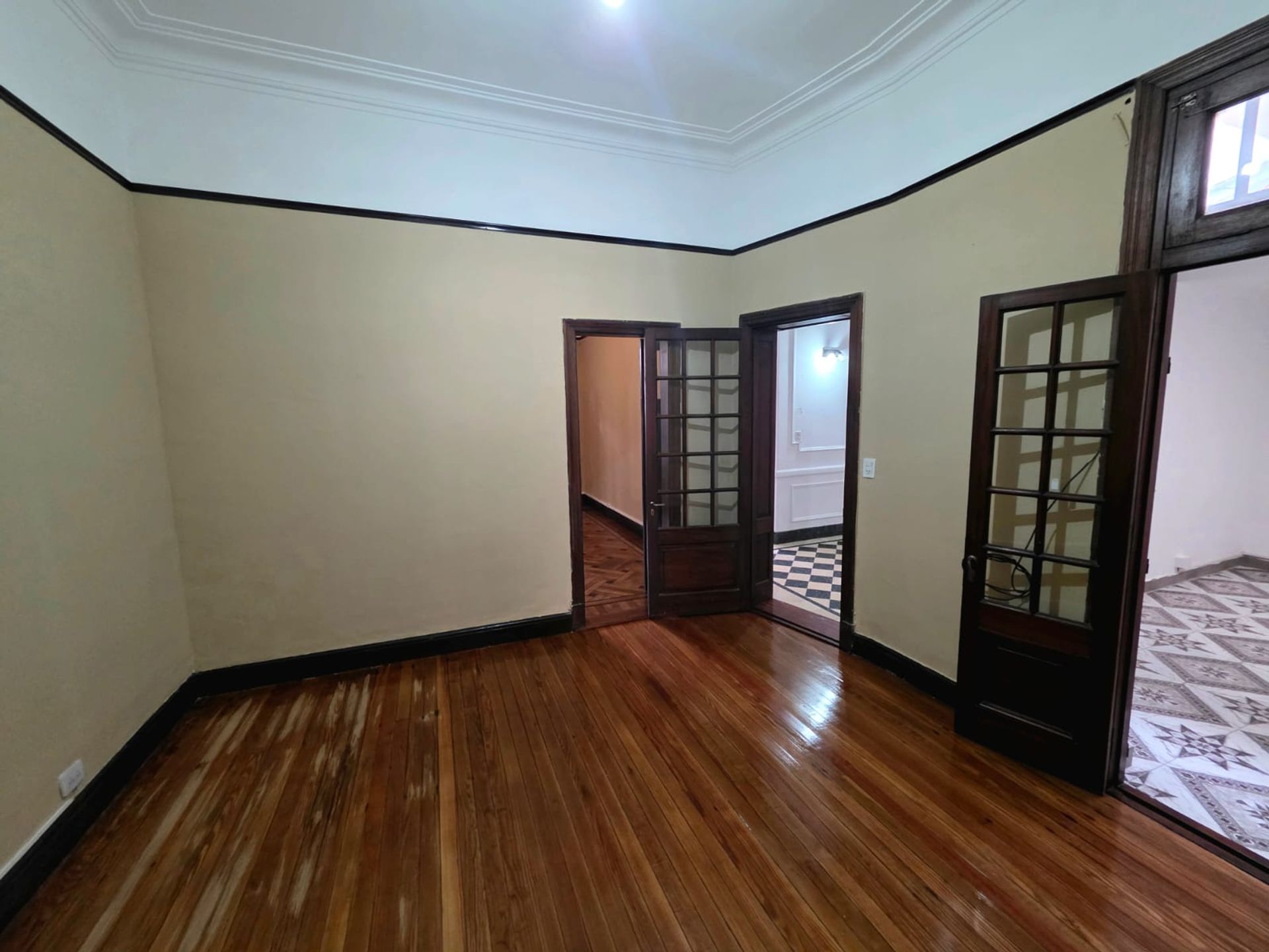 Alquiler Ph Tipo Casa Al Frente. 4 Amb. Olivos