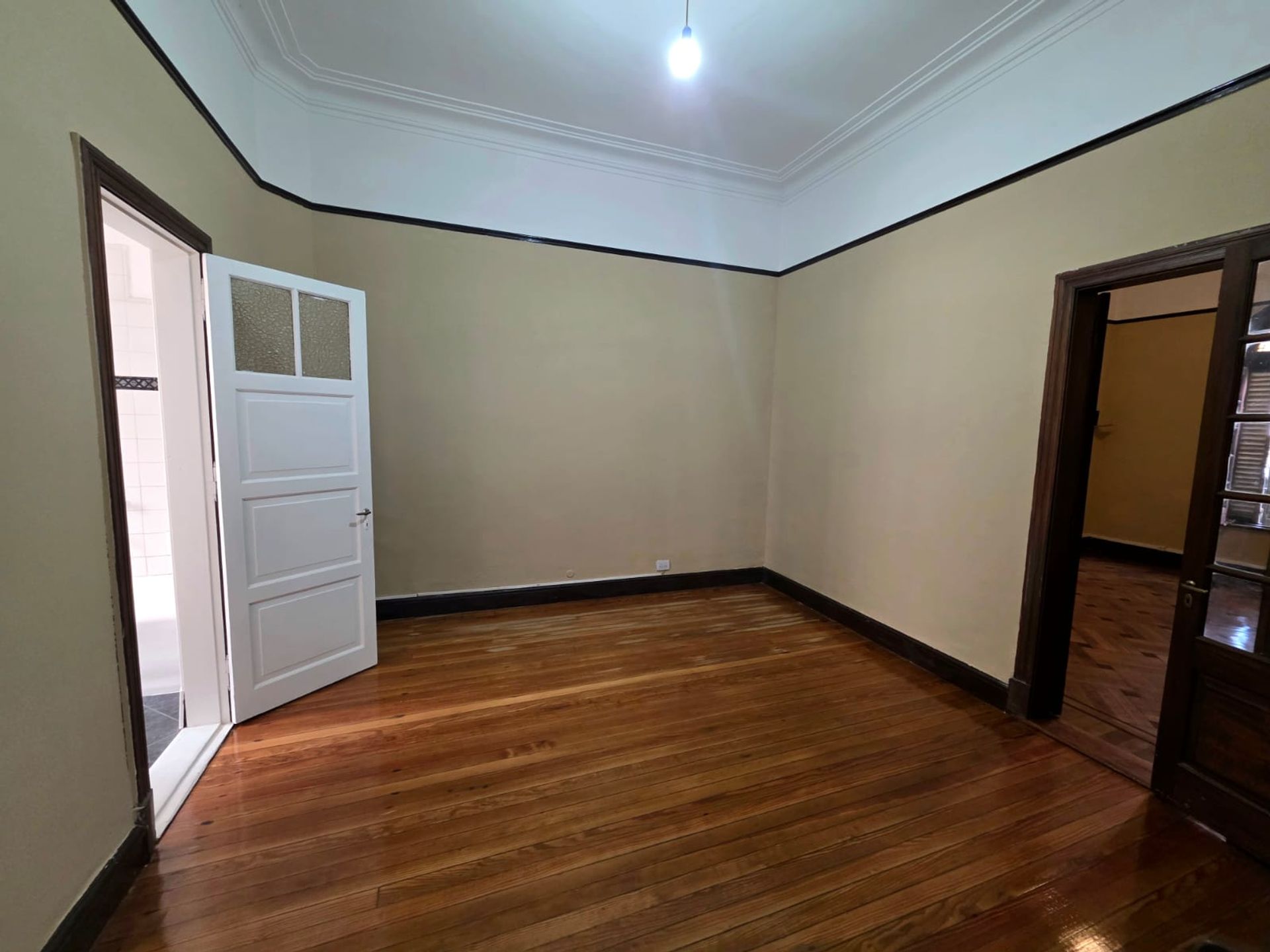 Alquiler Ph Tipo Casa Al Frente. 4 Amb. Olivos
