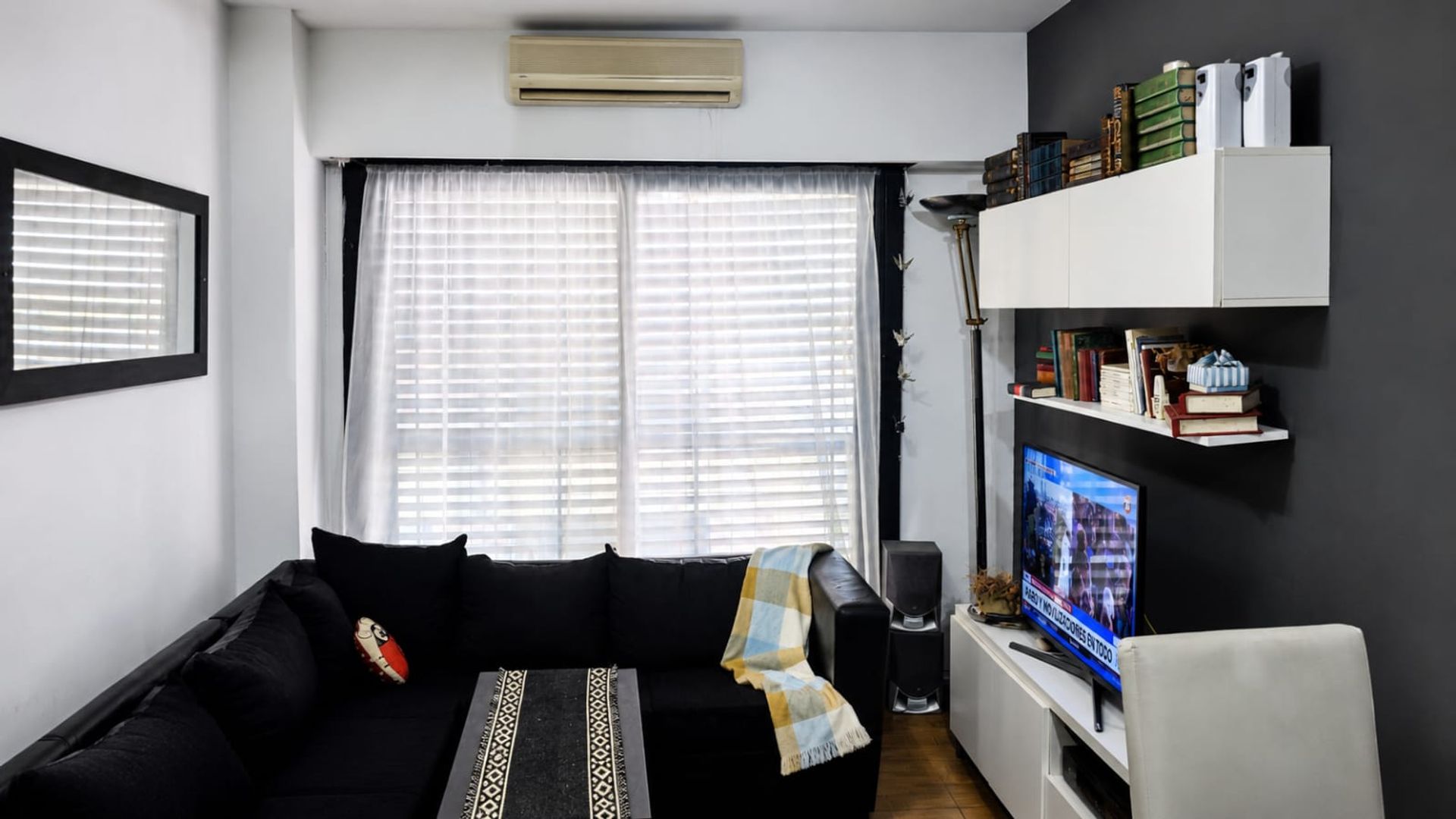 Venta departamento 2 amb S MaipÃº Olivos 2 cocheras