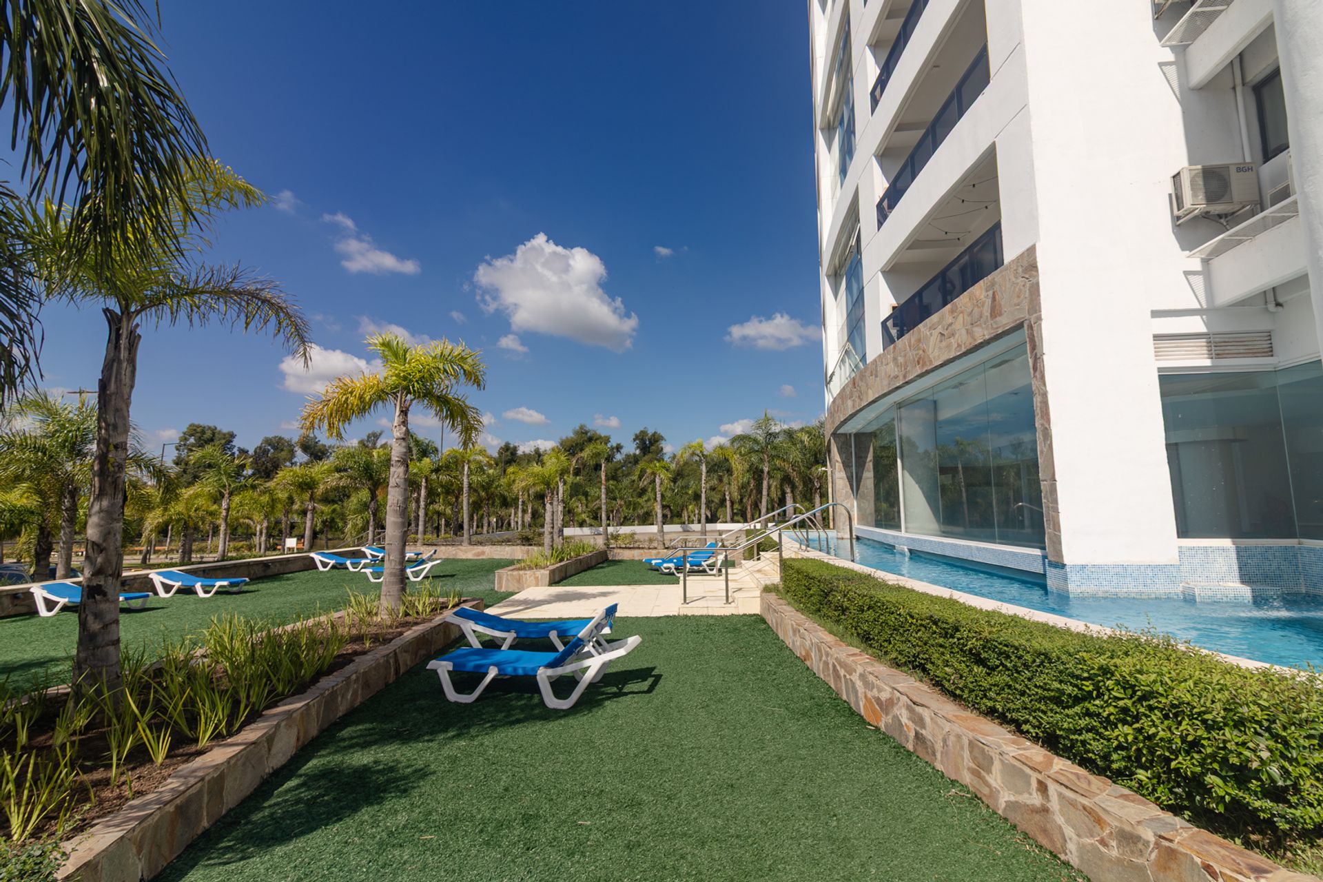 Venta Marinas Golf Departamento 2 Amb Vista Al Rio