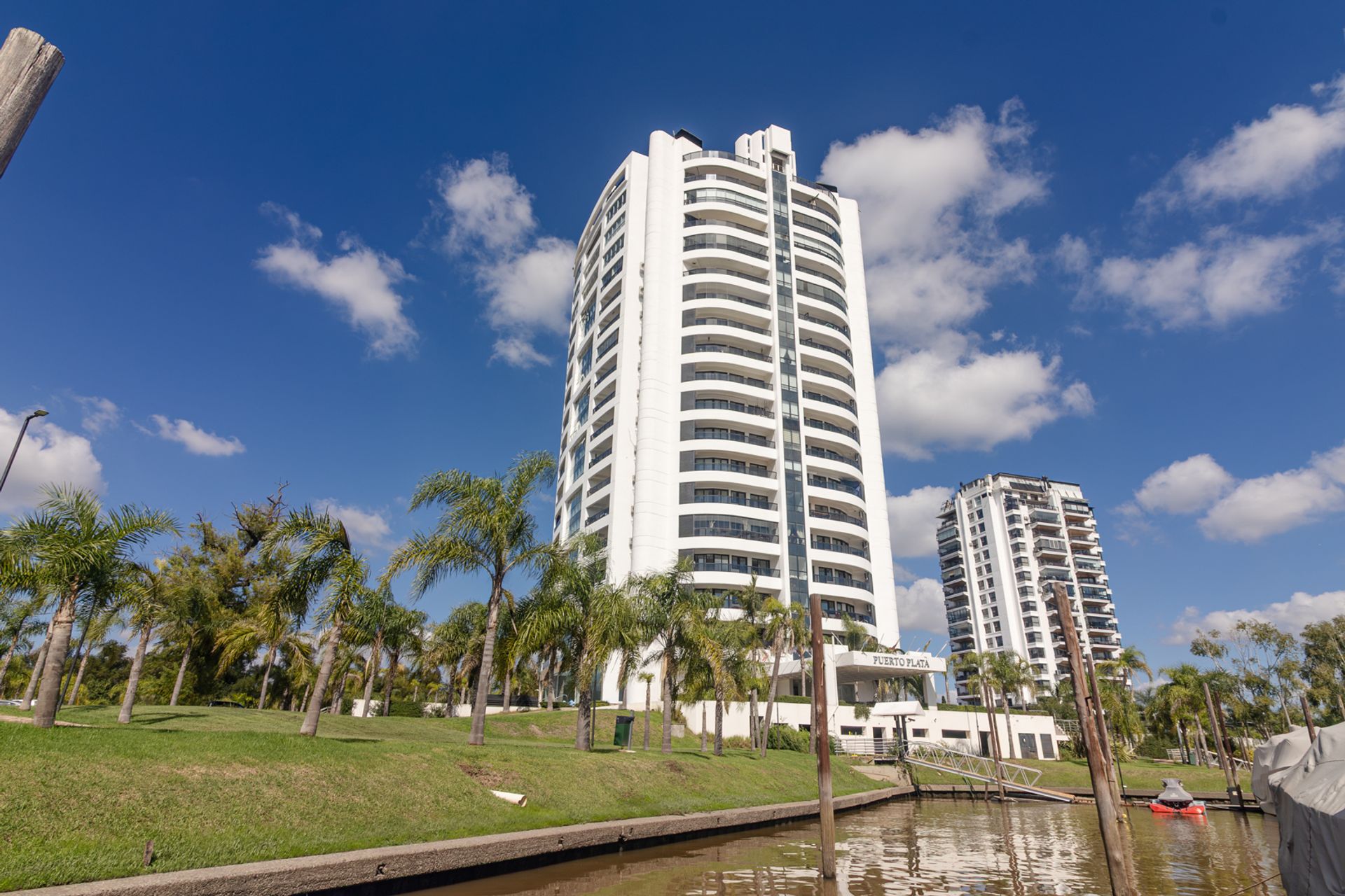Venta Marinas Golf Departamento 2 Amb Vista Al Rio