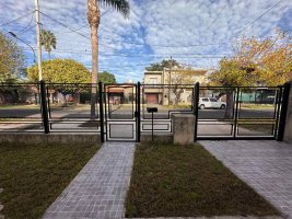 Casa en venta en pleno centro de Pacheco