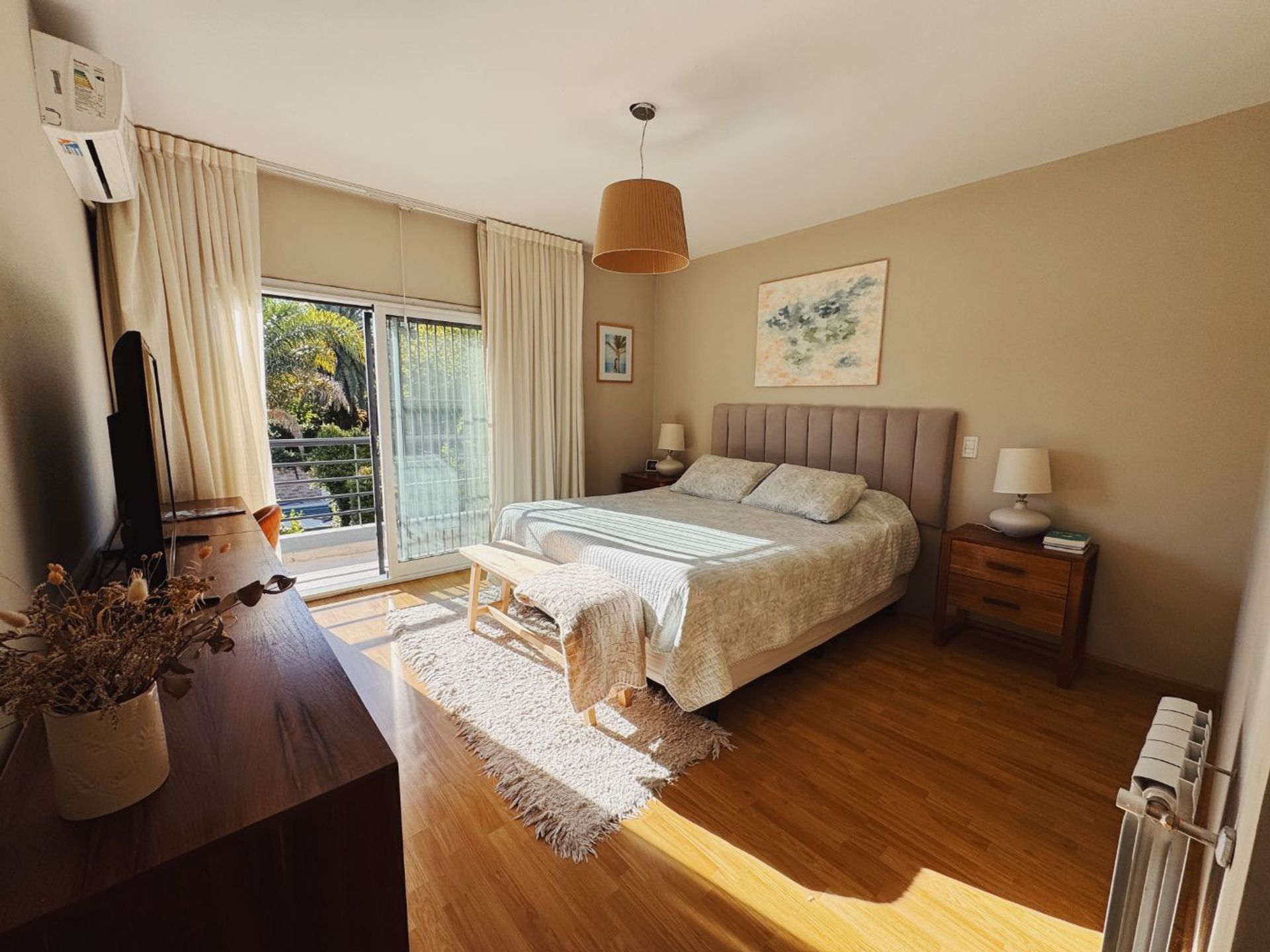 Triplex 5 amb. c/pileta en Venta-Tigre residencial