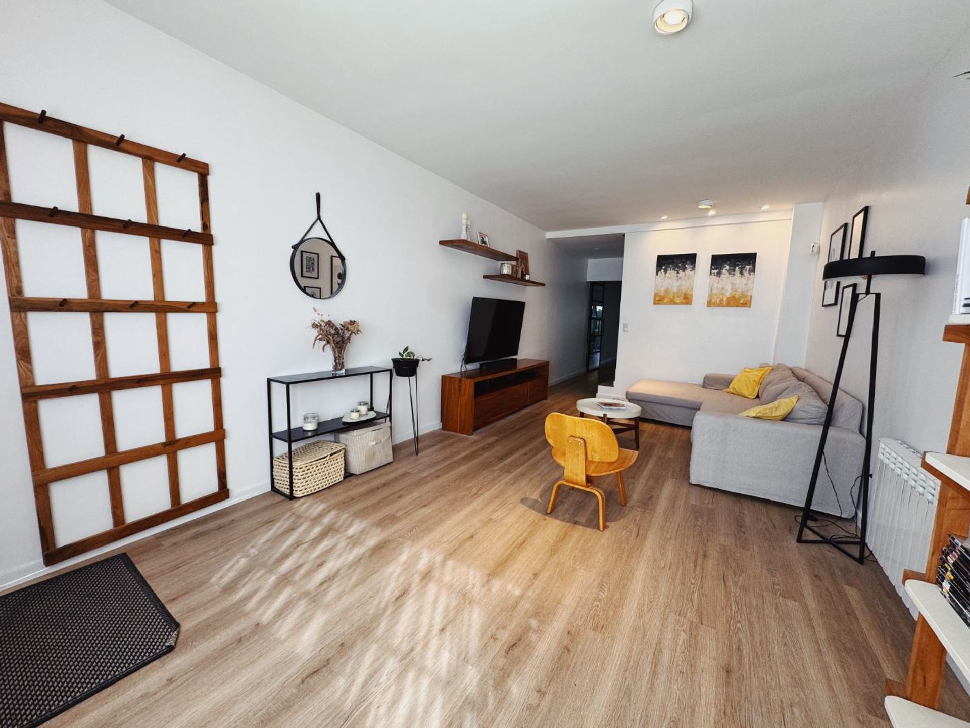Triplex 5 amb. c/pileta en Venta-Tigre residencial