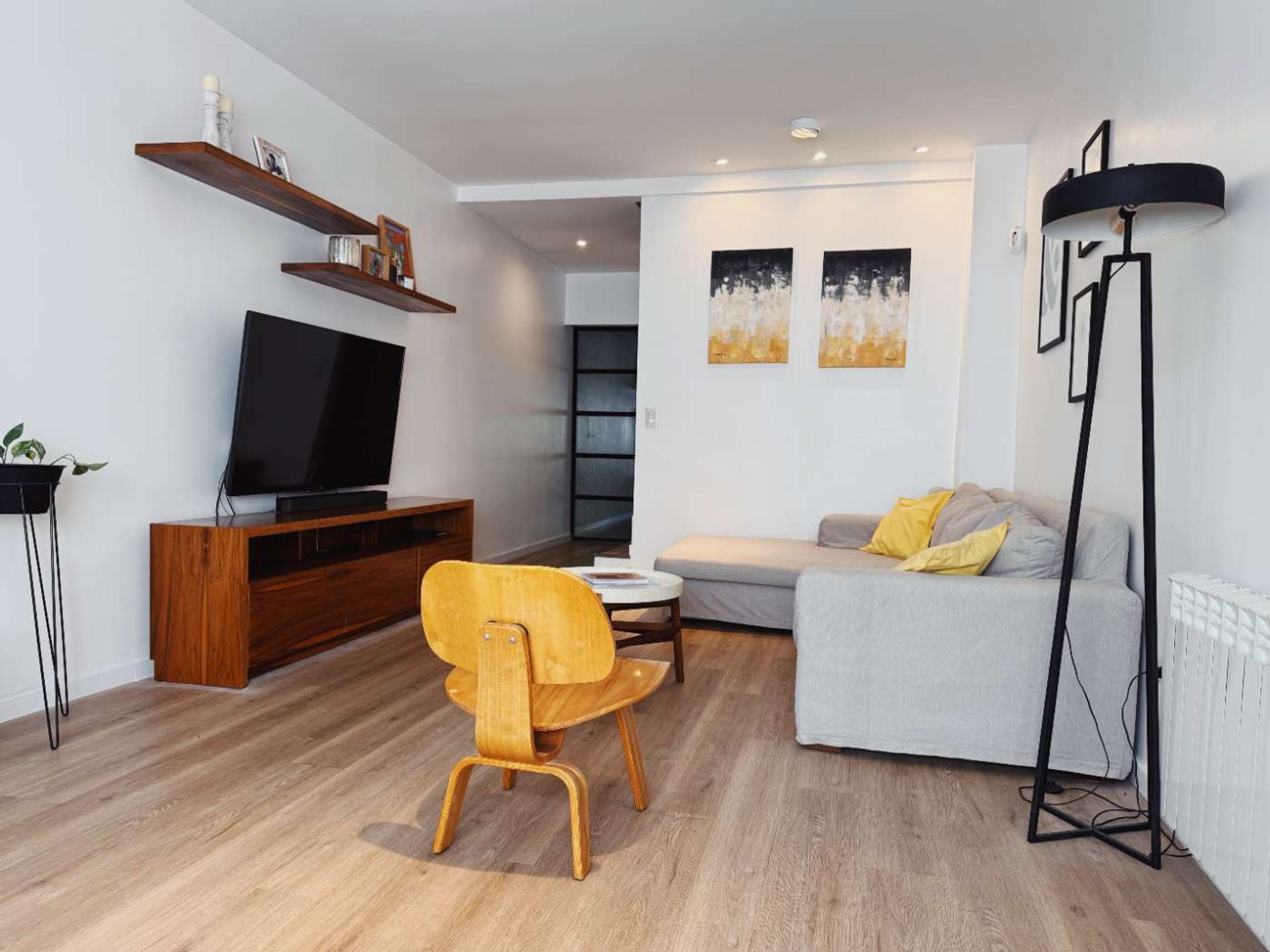 Triplex 5 amb. c/pileta en Venta-Tigre residencial