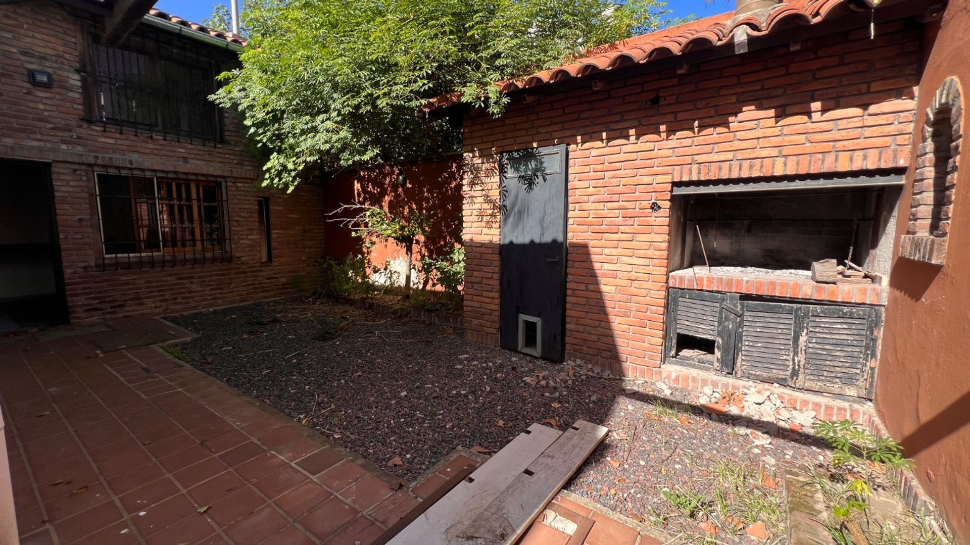 Venta Casa 3 Amb+Escritorio Con Jardín Y Parrilla