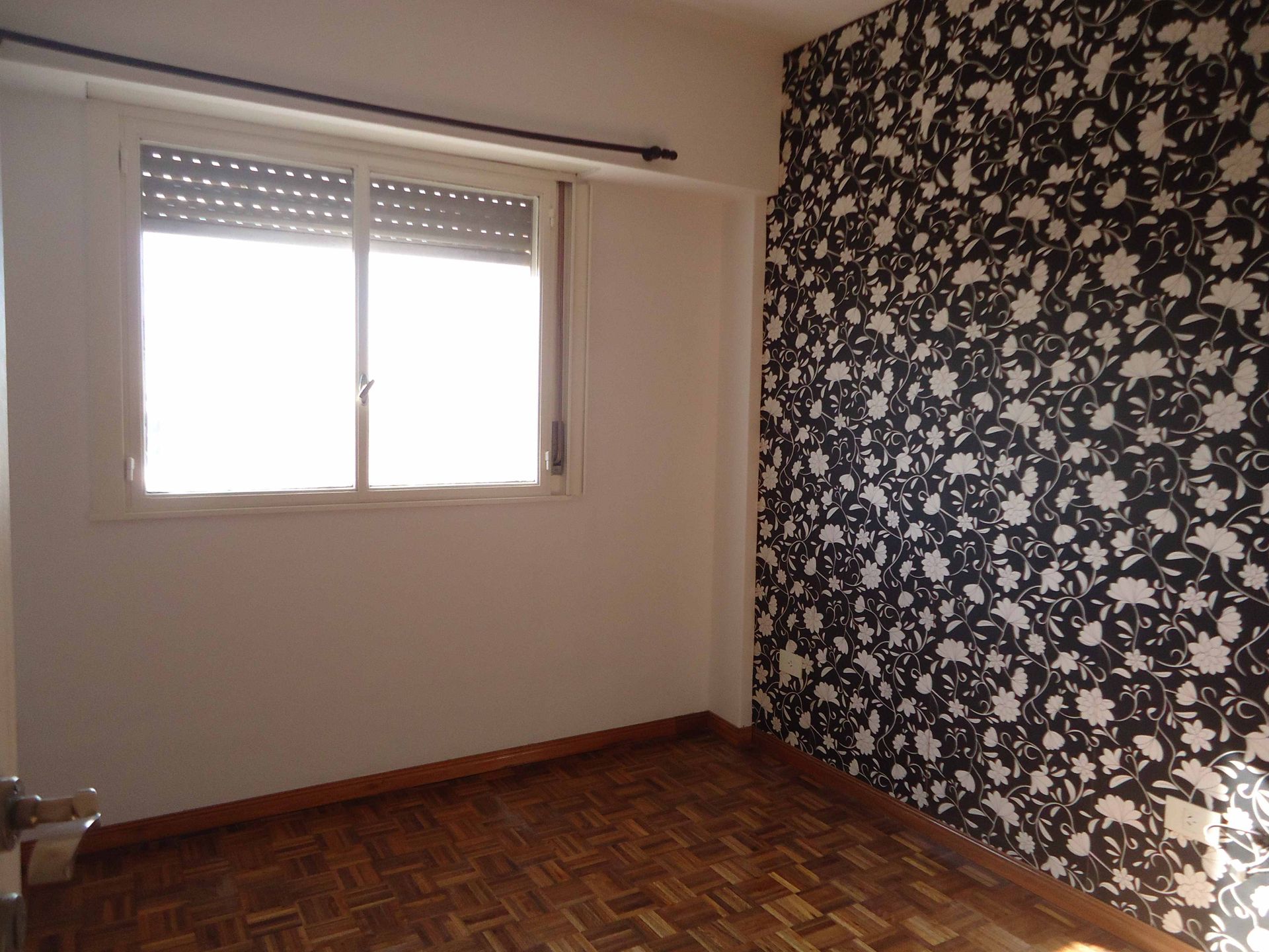 Depto 2 ambientes/balcón - ALQUILER- SAN FERNANDO