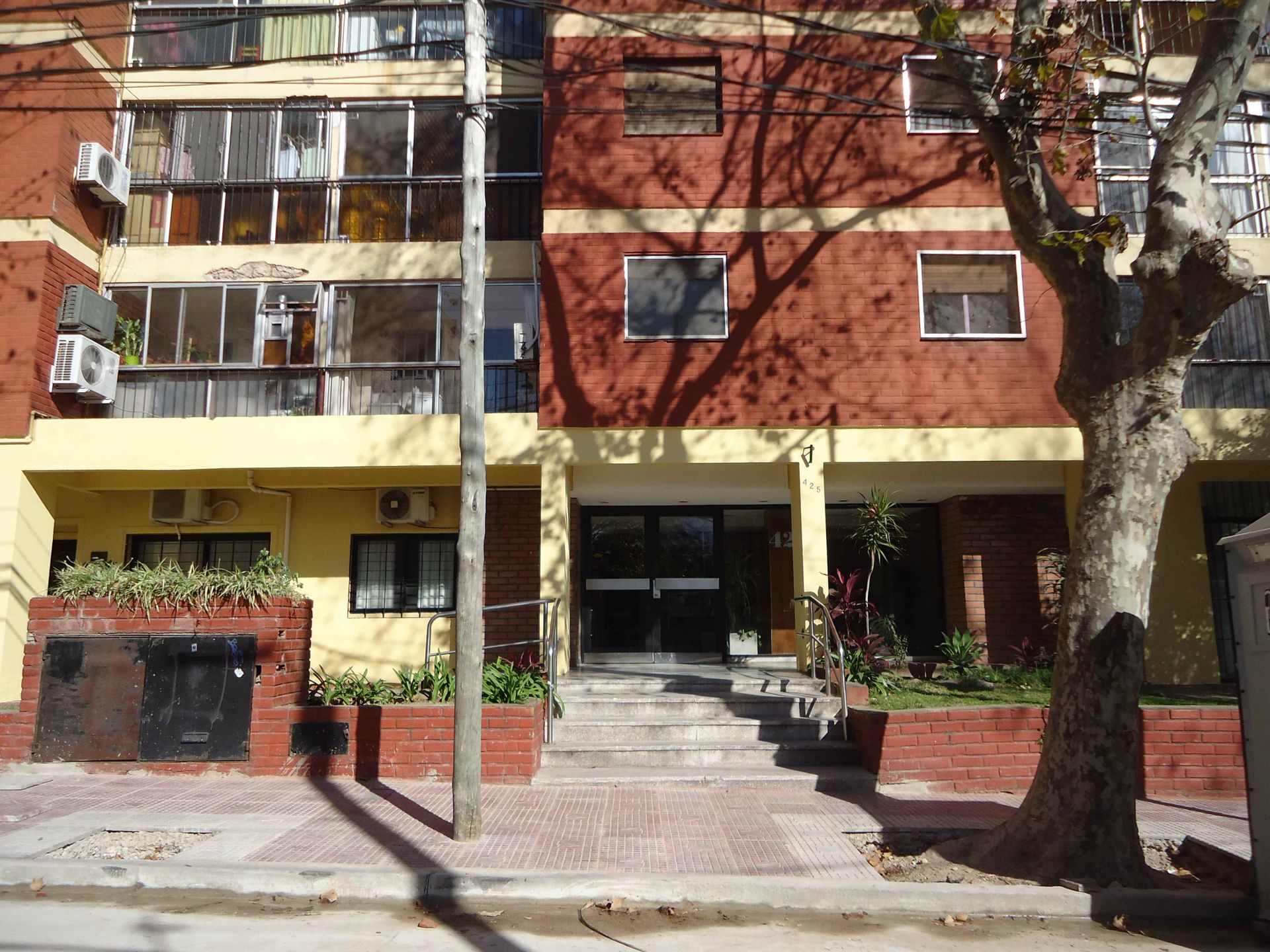 Depto 2 ambientes/balcón - ALQUILER- SAN FERNANDO