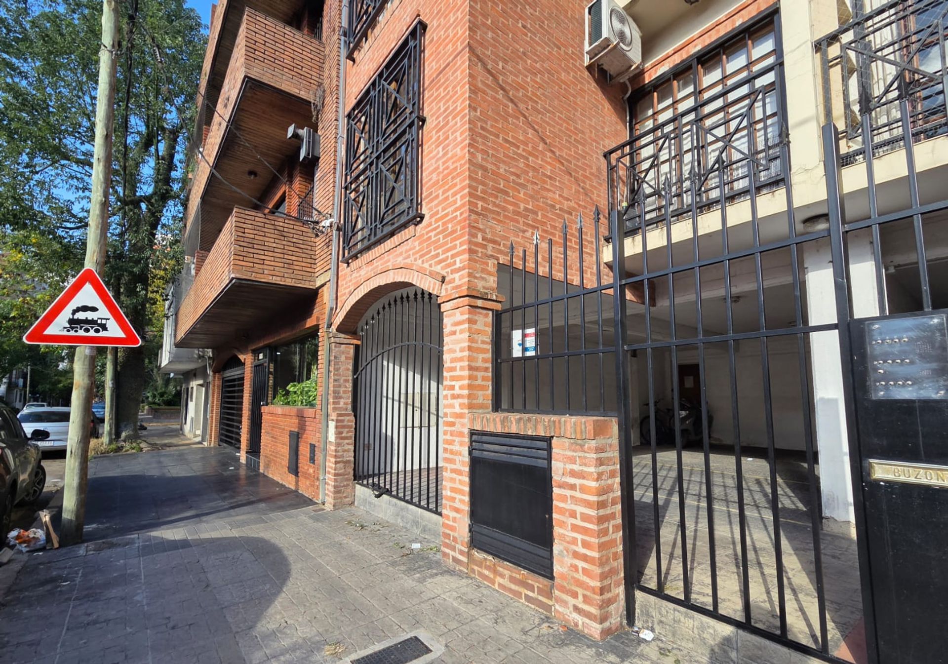 Alquiler 2 Amb. Con Balcón Y Mucha Luz, Vte. López