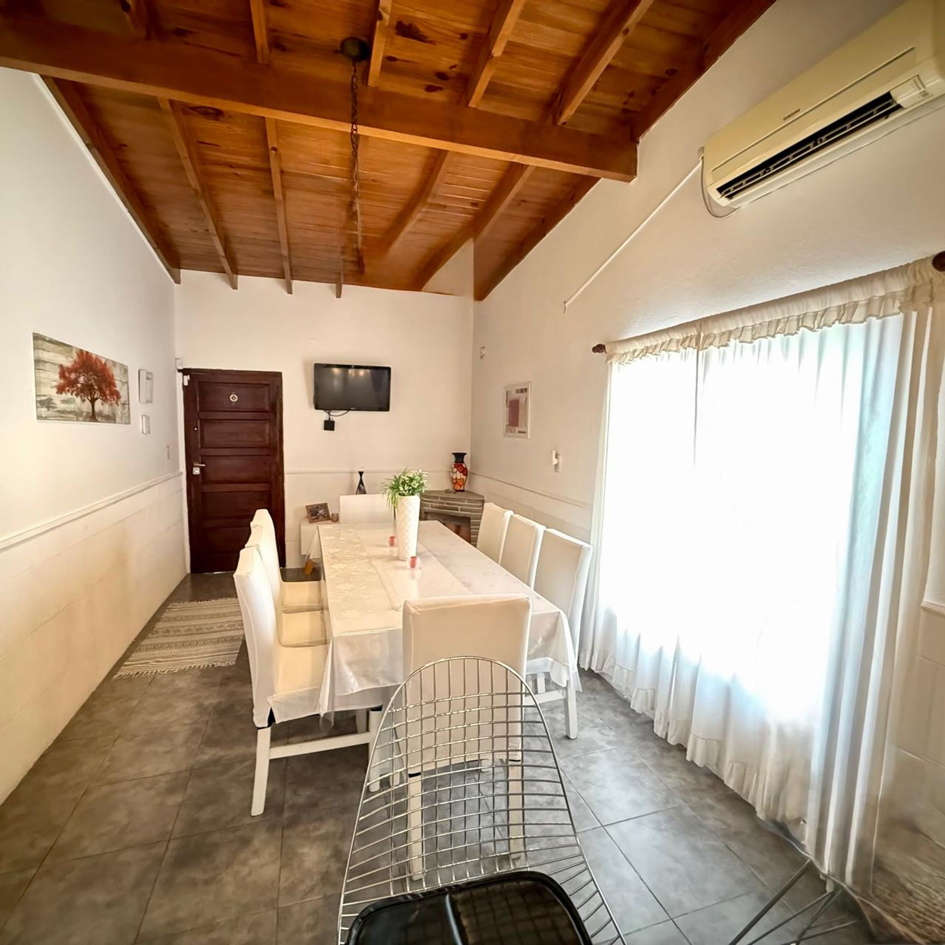 VENTA Casa 4 amb IMPECABLE Quincho y Pileta TIGRE