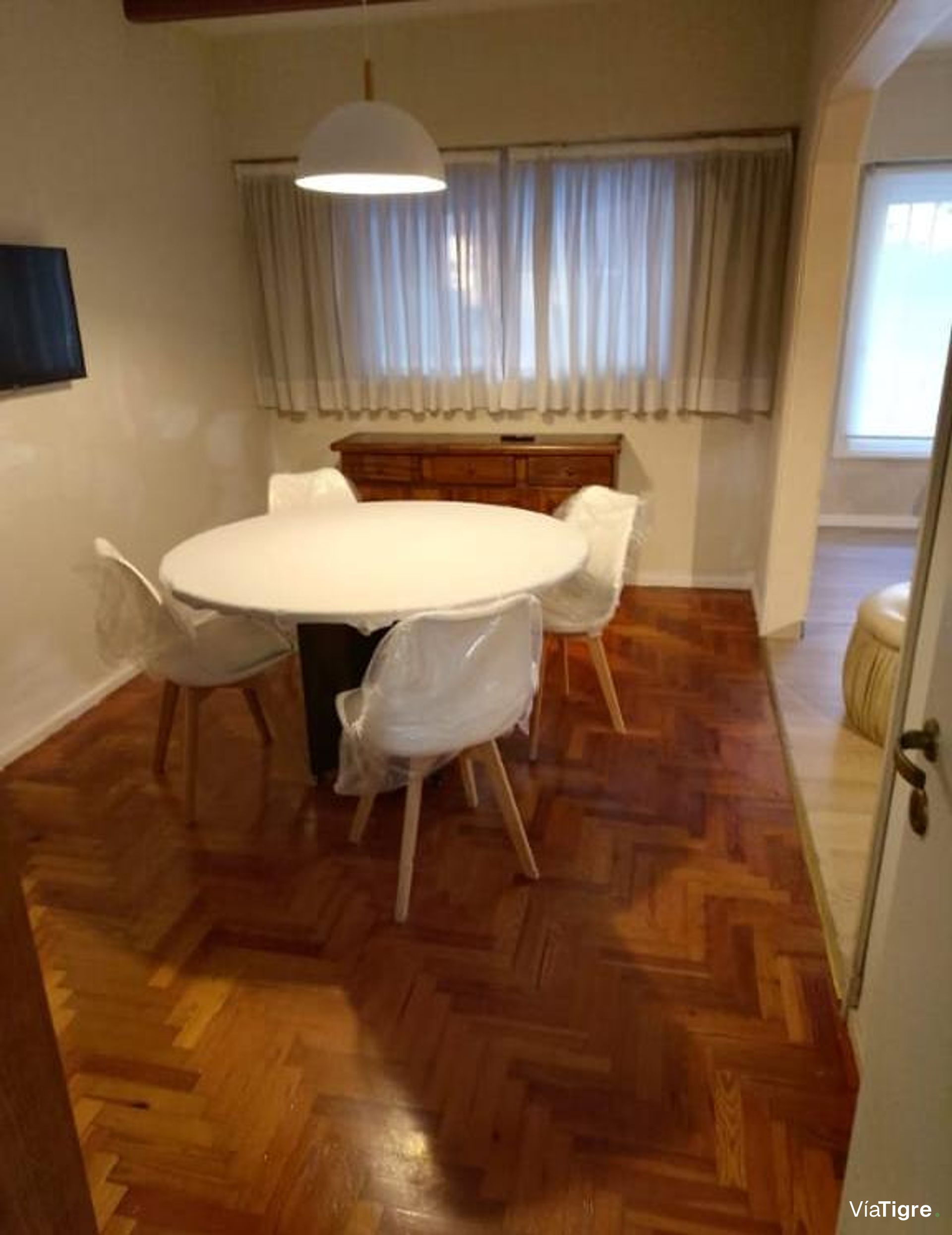 Casa alquiler Martinez jardín cocheras c/muebles