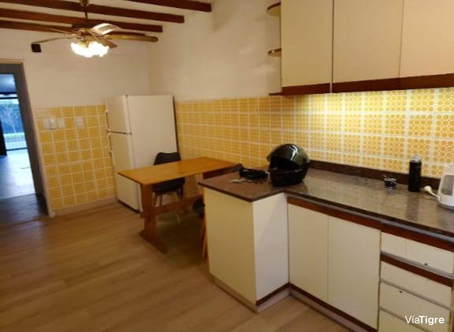 Casa alquiler Martinez jardín cocheras c/muebles