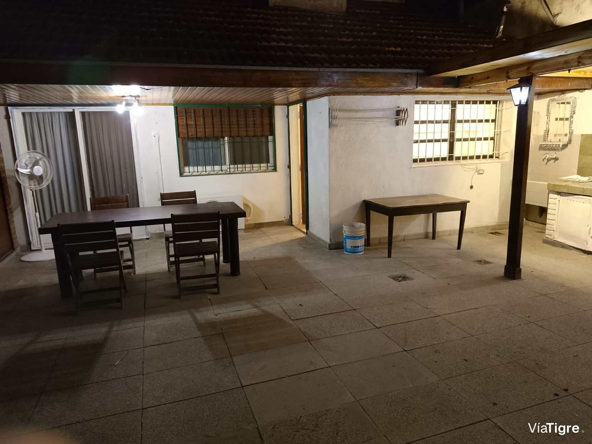 Casa alquiler Martinez jardín cocheras c/muebles