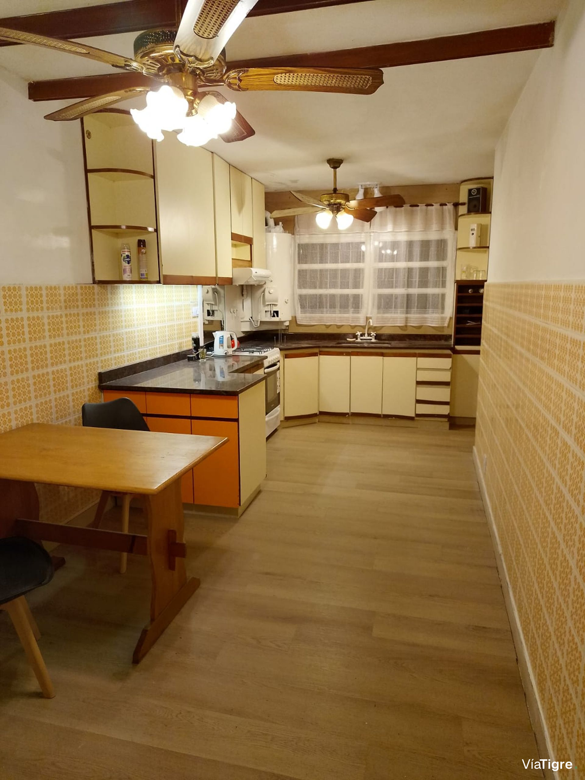 Casa alquiler Martinez jardín cocheras c/muebles