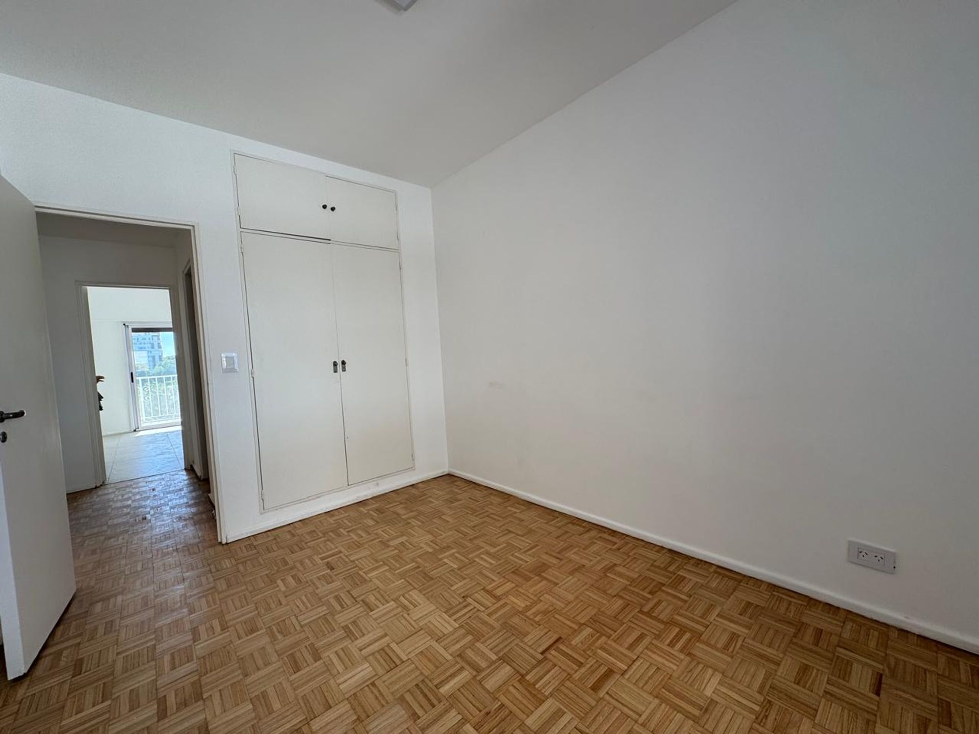 3 ambientes con balcón vista abierta - La Lucila.