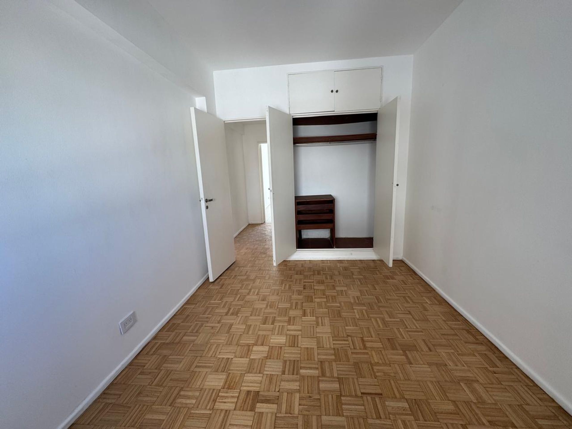 3 ambientes con balcón vista abierta - La Lucila.