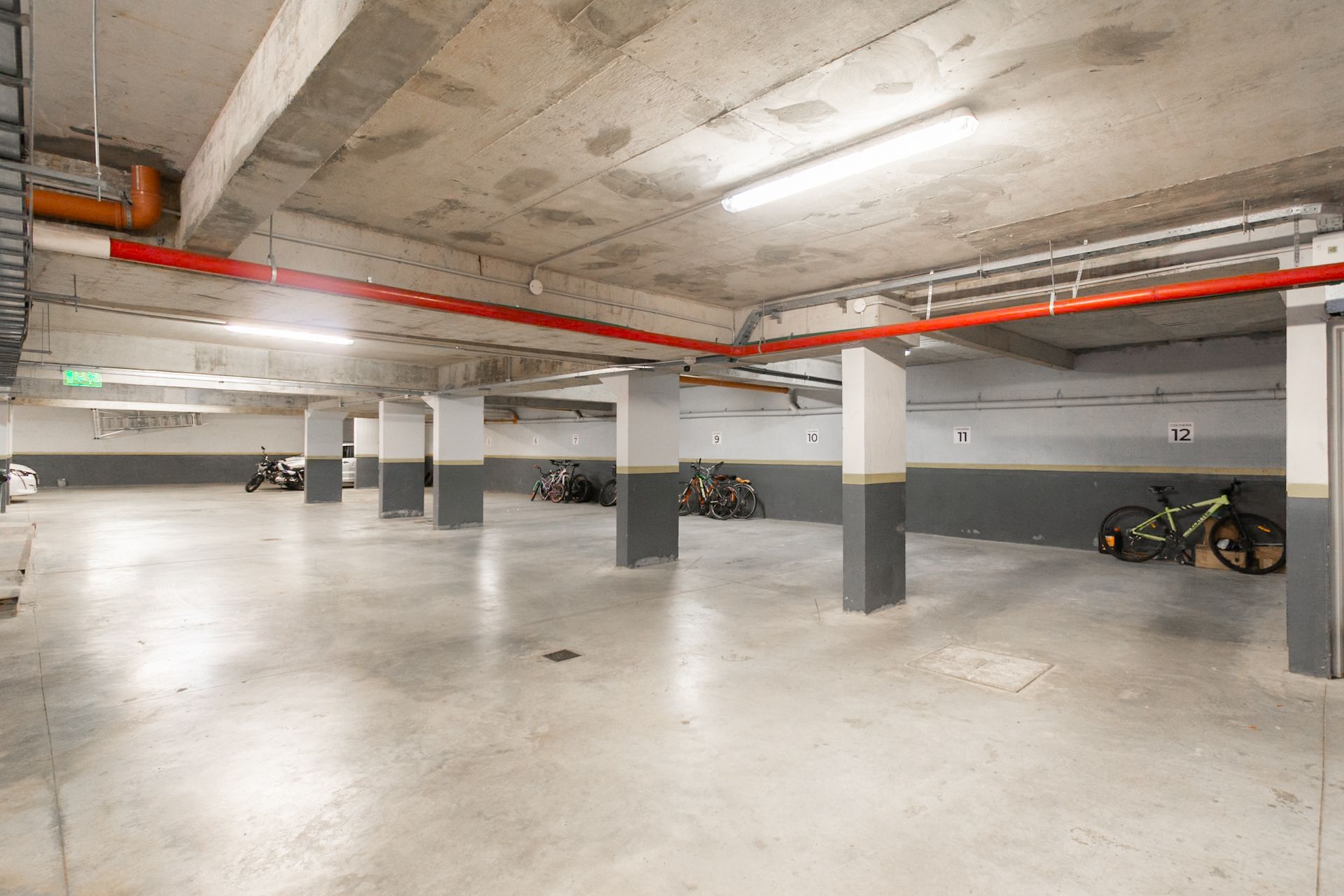 Venta Dos Ambientes En Duplex Con Cochera