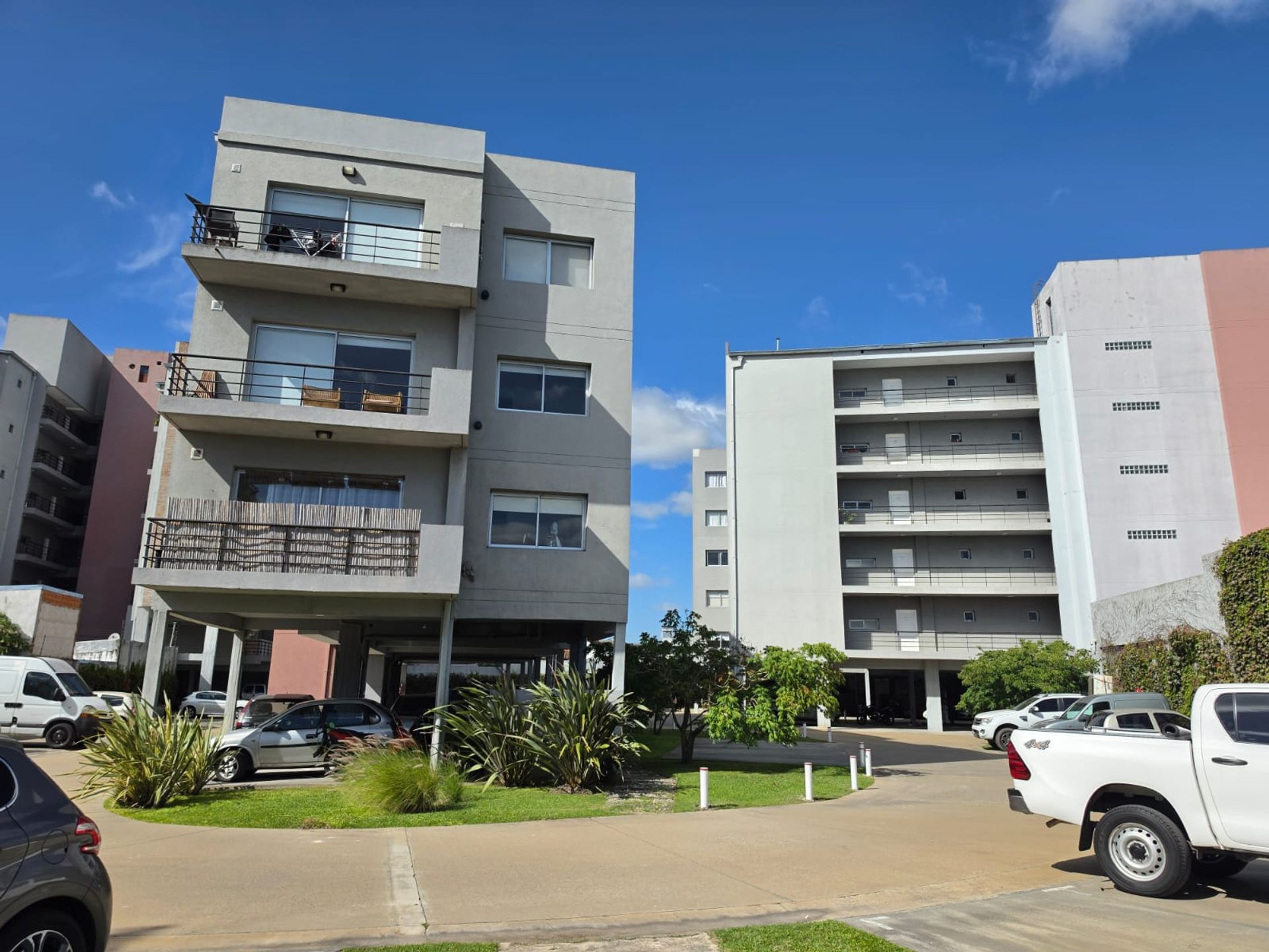 Venta Depto 2 Ambientes Seguridad Cochera Tigre