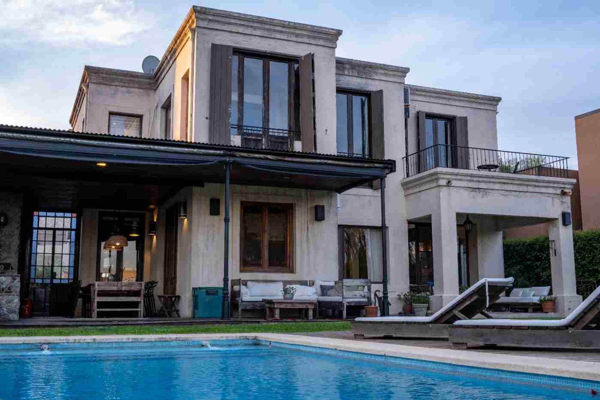 Casa Venta 8 Amb Santa Barbara A L Laguna
