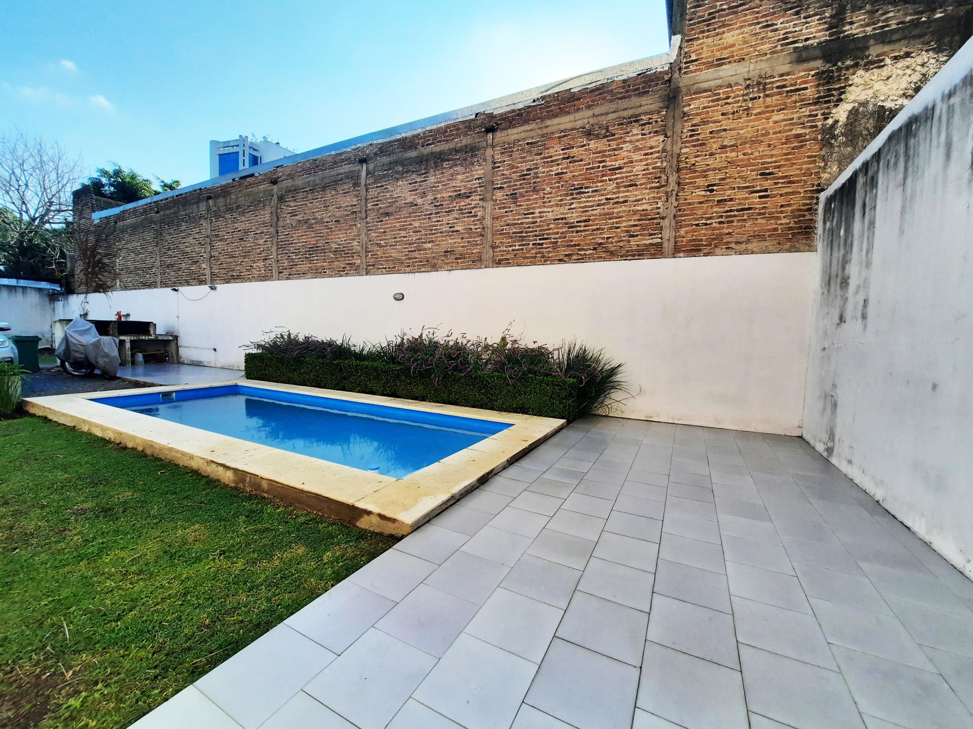 Alquiler 2 ambientes cochera balcon pileta baulera
