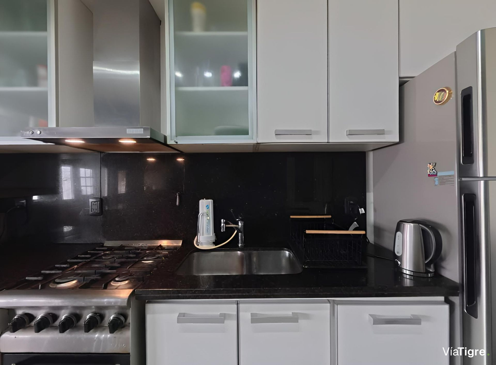 Casa 4 Amb En Venta En Victoria, Jardin Y Pileta