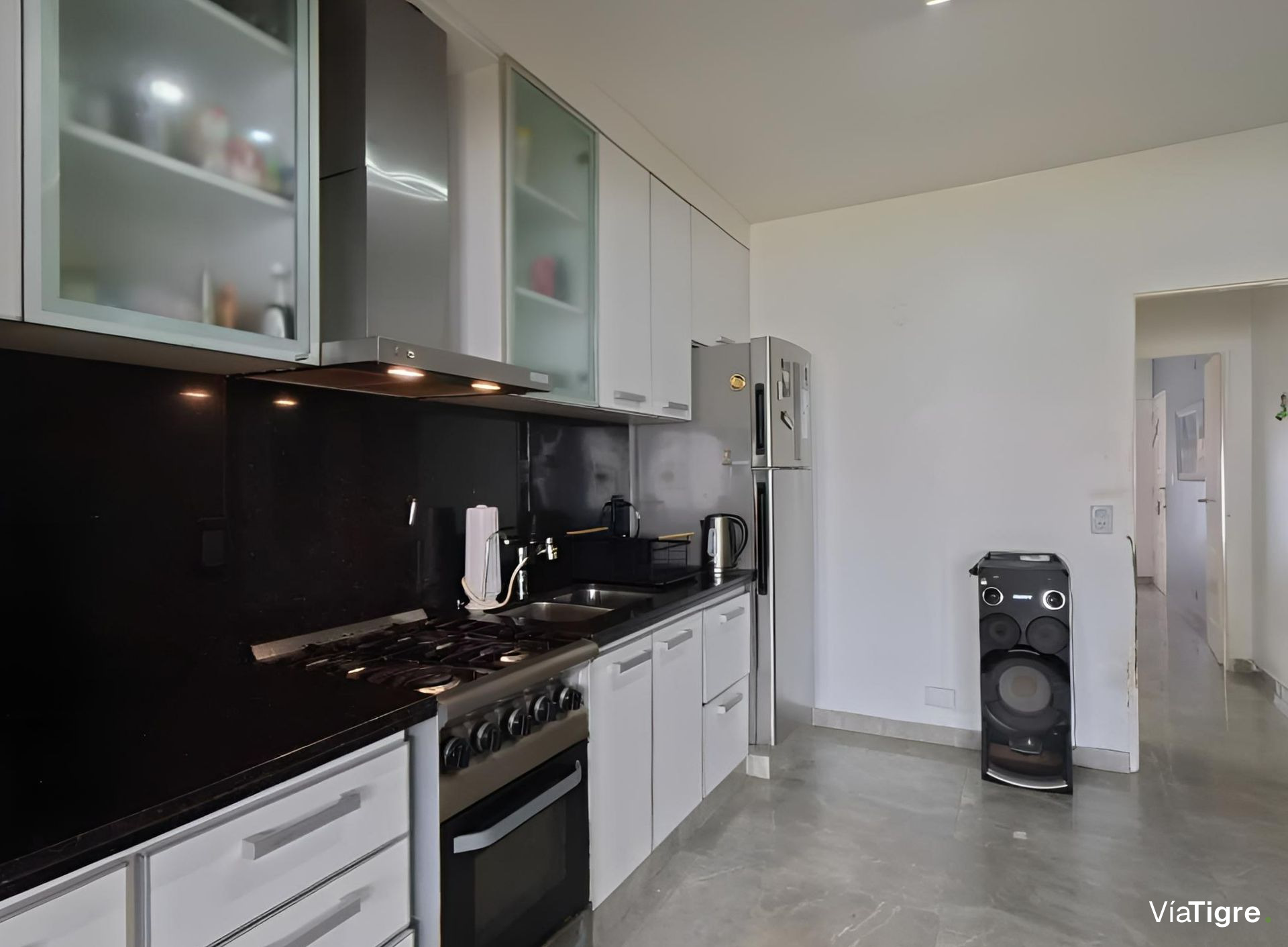 Casa 4 Amb En Venta En Victoria, Jardin Y Pileta