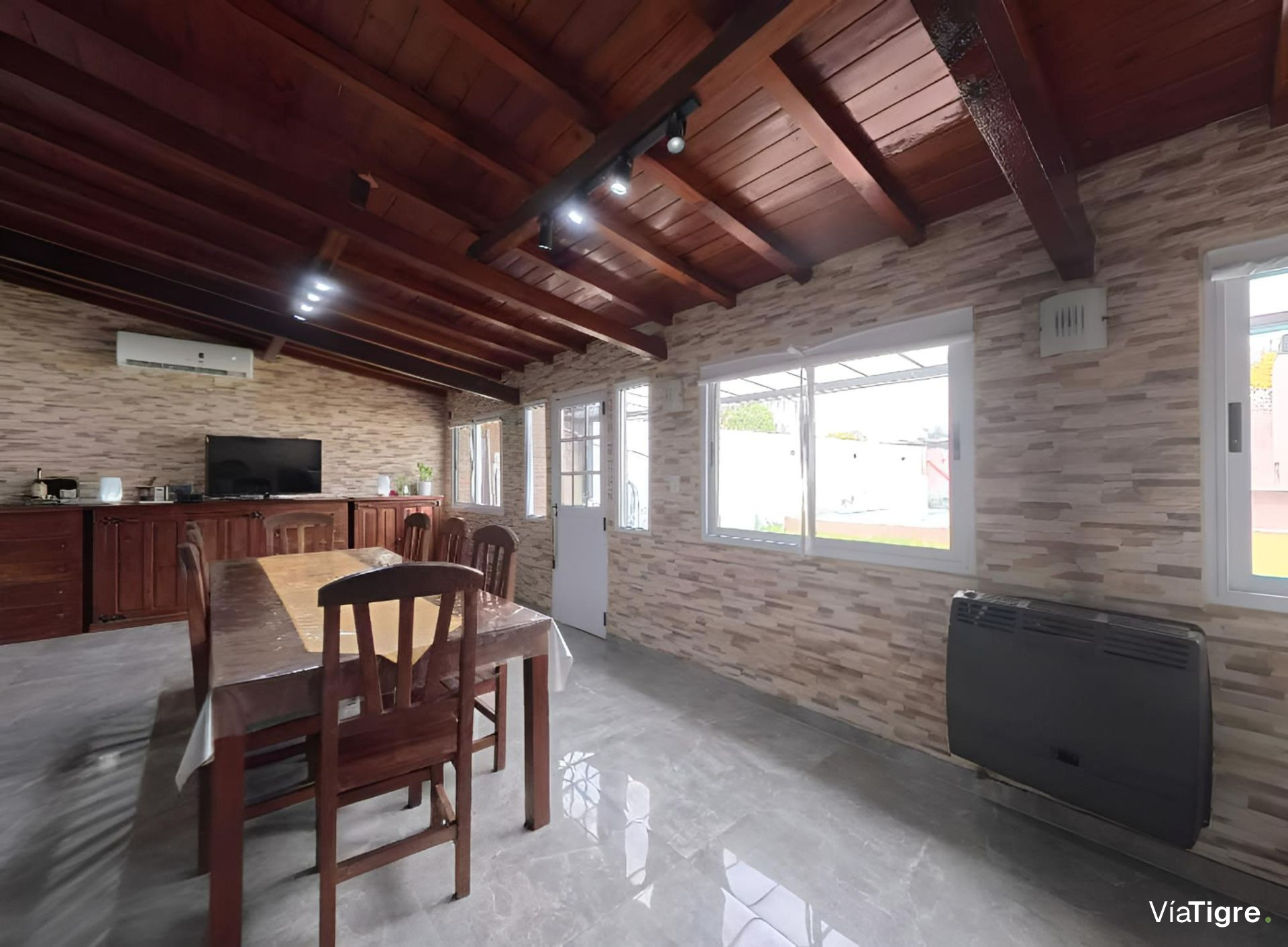 Casa 4 Amb En Venta En Victoria, Jardin Y Pileta