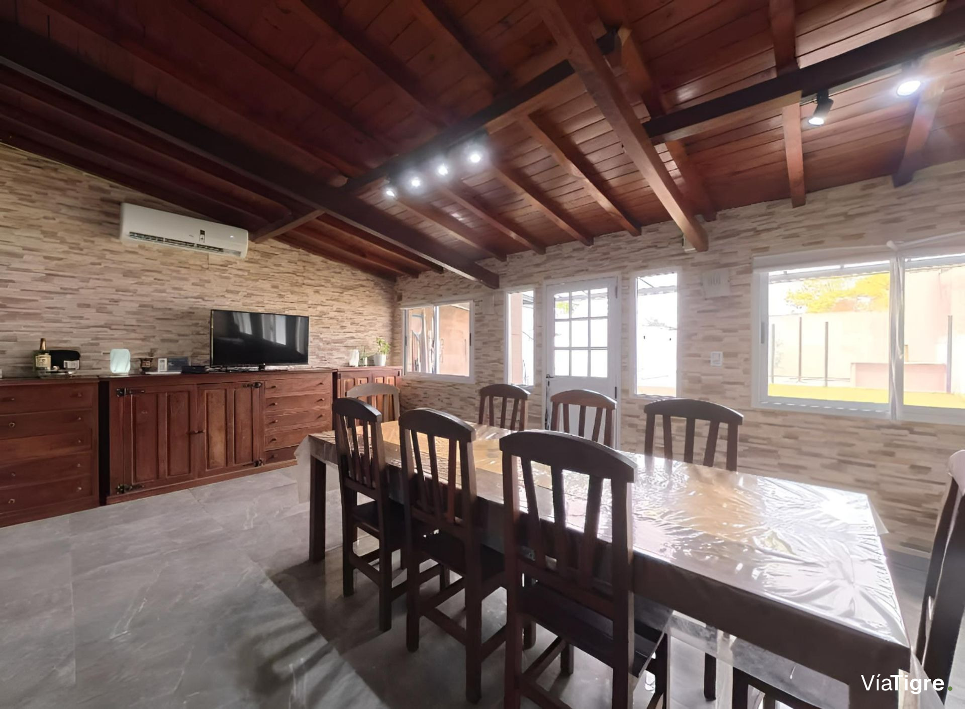 Casa 4 Amb En Venta En Victoria, Jardin Y Pileta