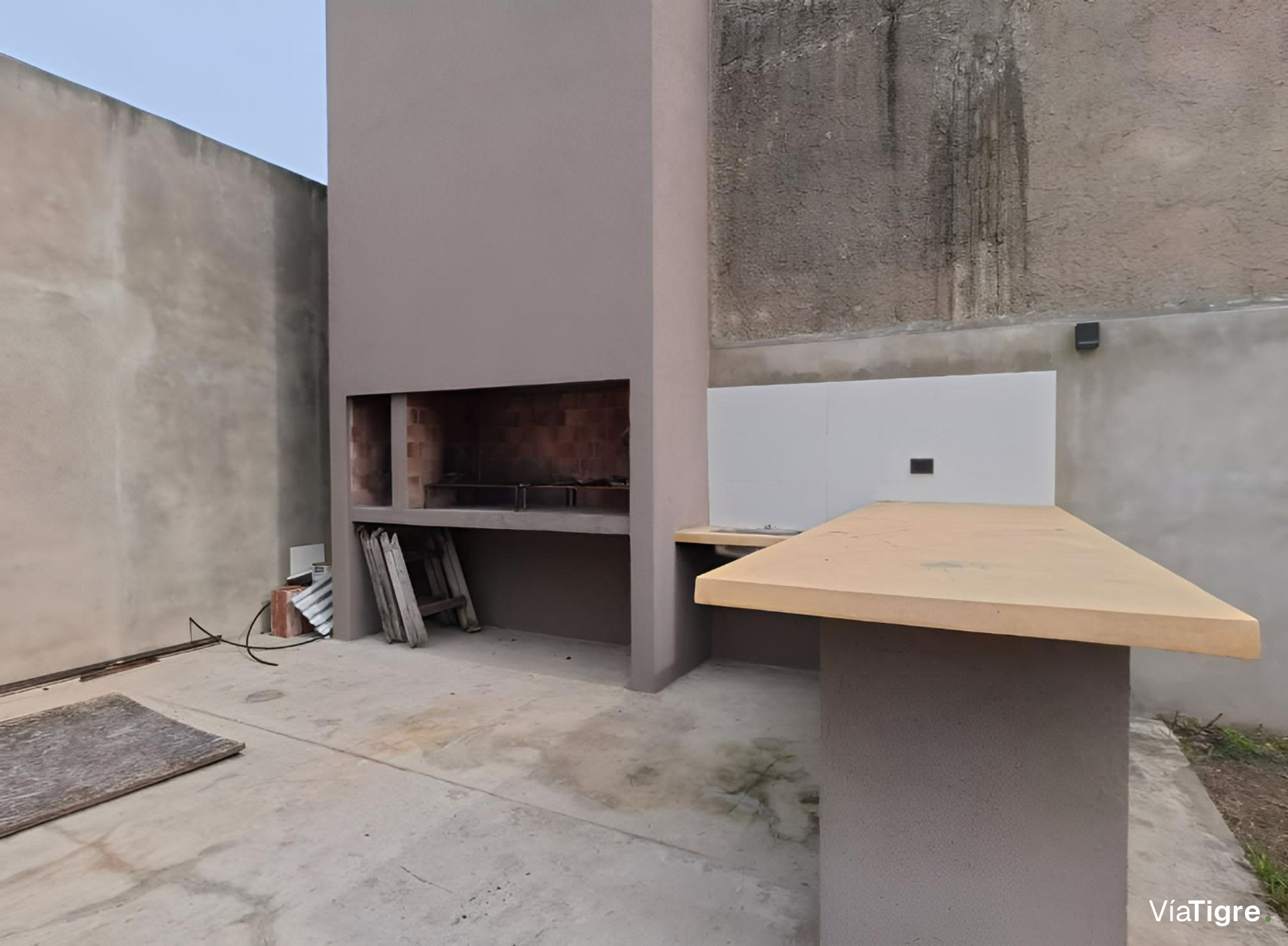 Casa 4 Amb En Venta En Victoria, Jardin Y Pileta