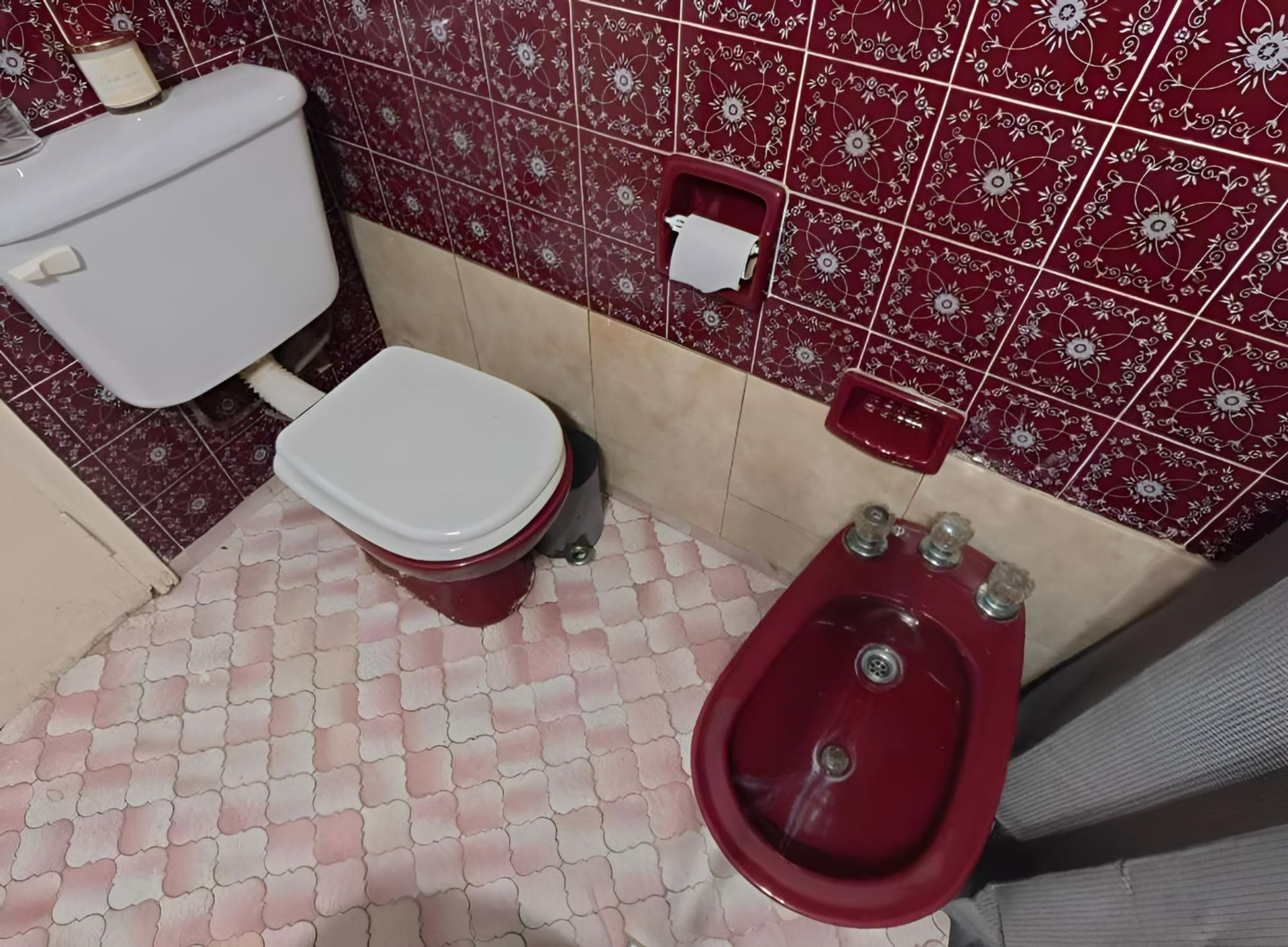 Casa en venta de 4 ambientes cochera y jardin
