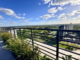 Apartment Short-Term Rental 1-Bedroom Parking Space