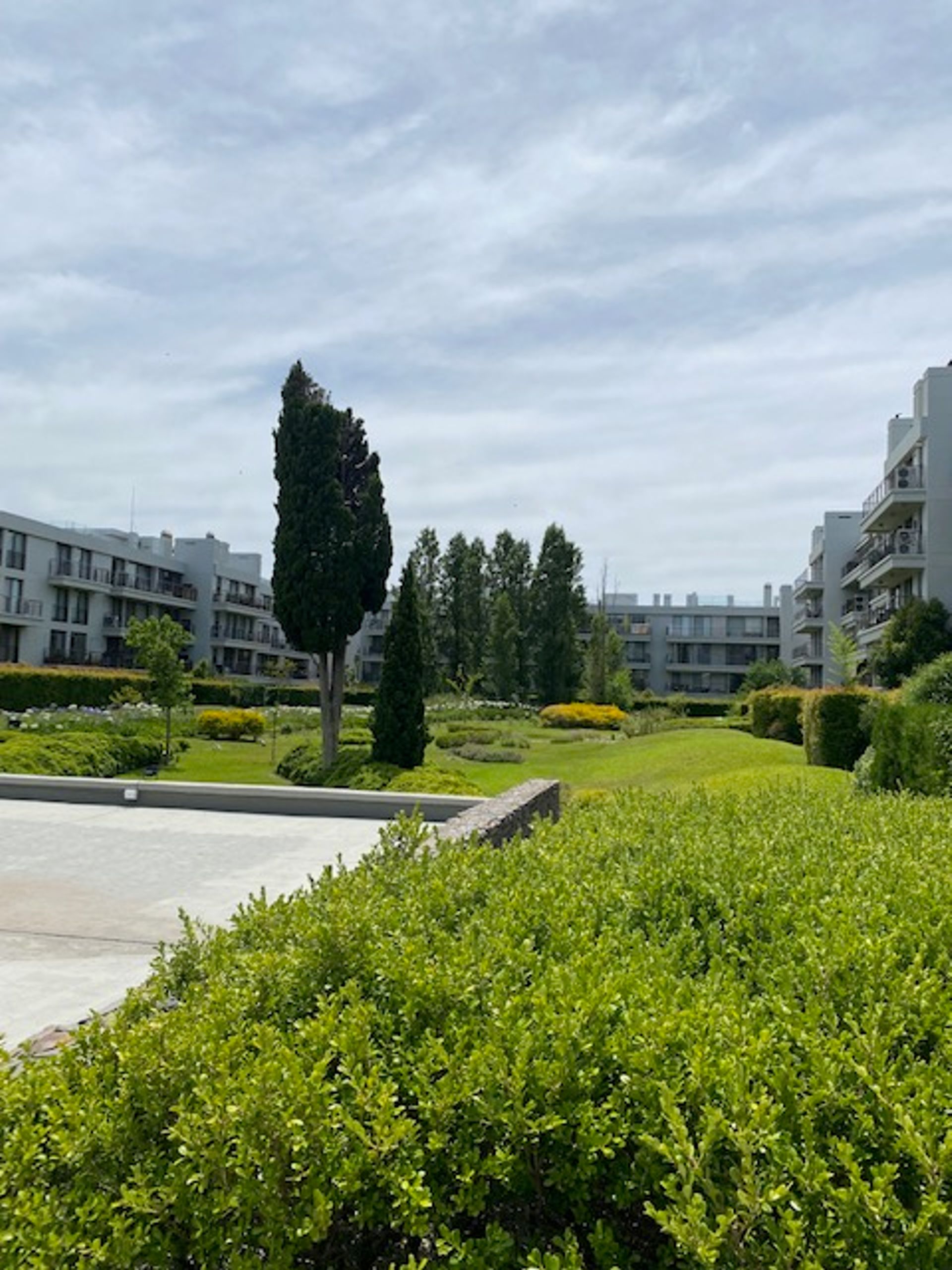 VENTA 3 amb. en Arboris Las Lomas c/2 cocheras
