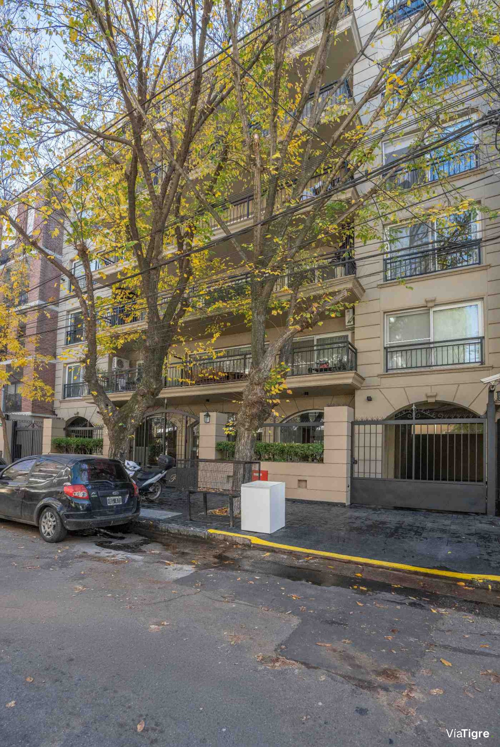 Venta Duplex Florida Cochera Amenities 4 Ambientes