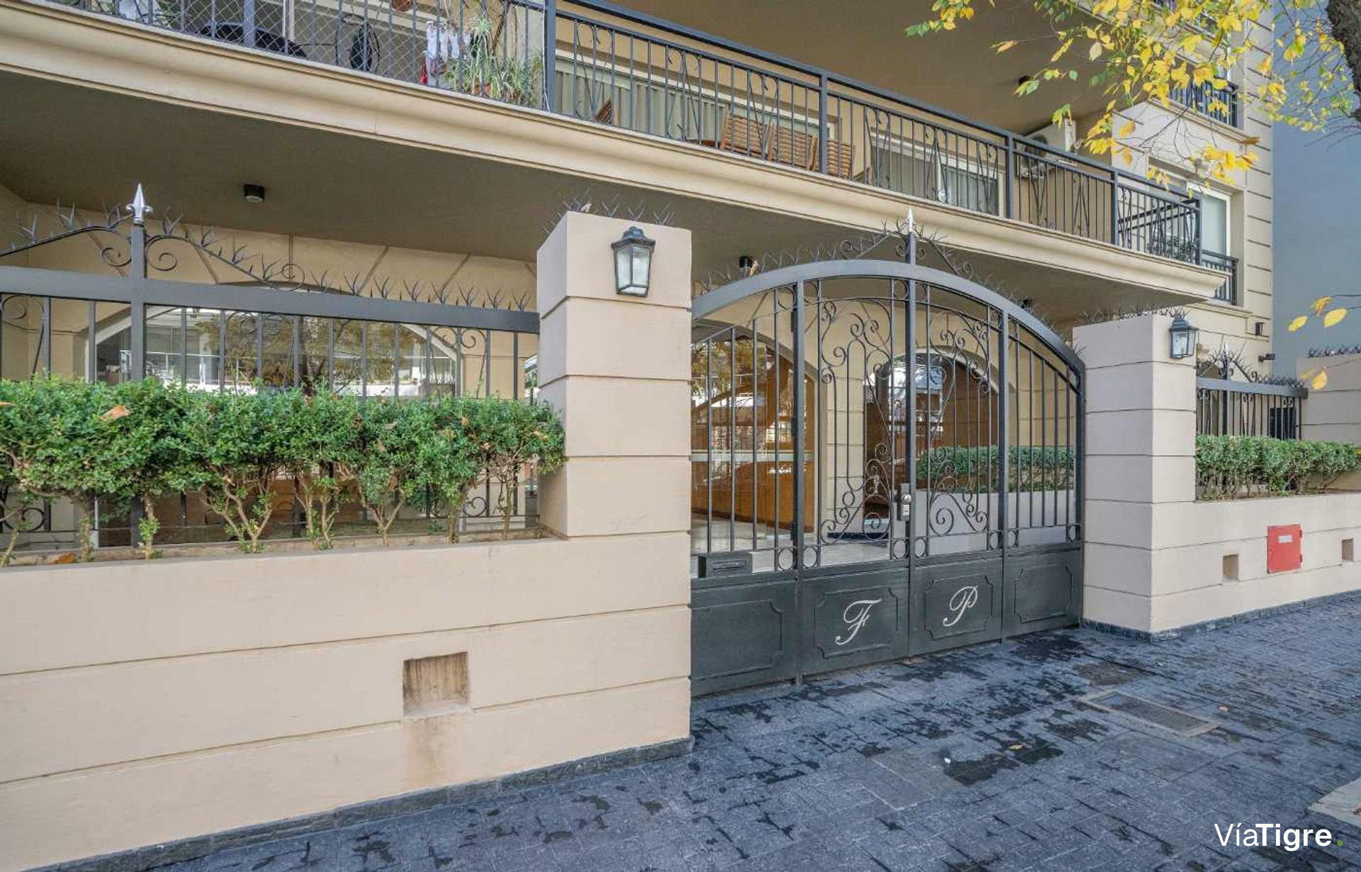 Venta Duplex Florida Cochera Amenities 4 Ambientes