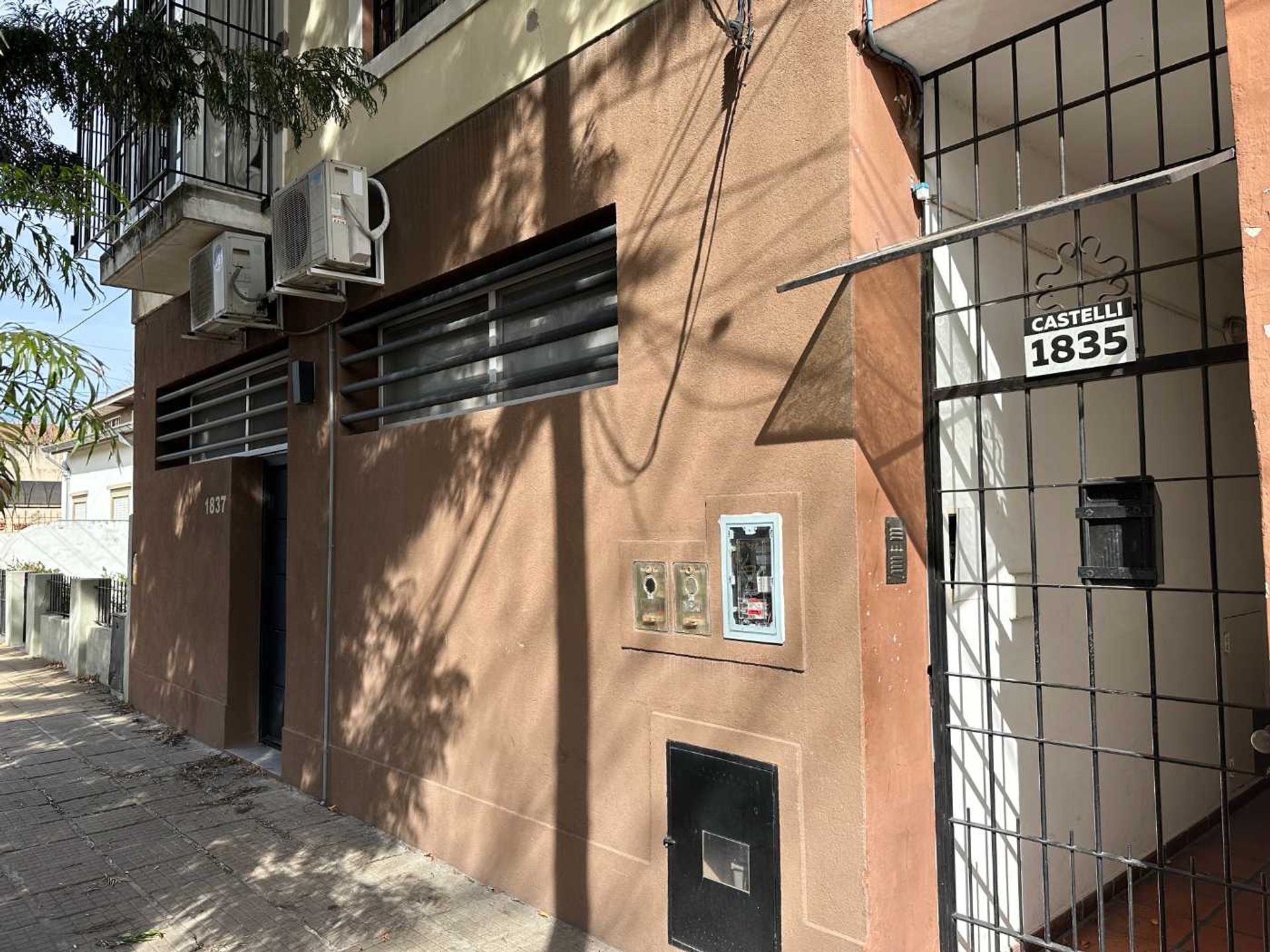 2-Bedroom Penthouse For Sale In Martinez With Patio