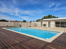Loft for rent with garden, amenities and parking