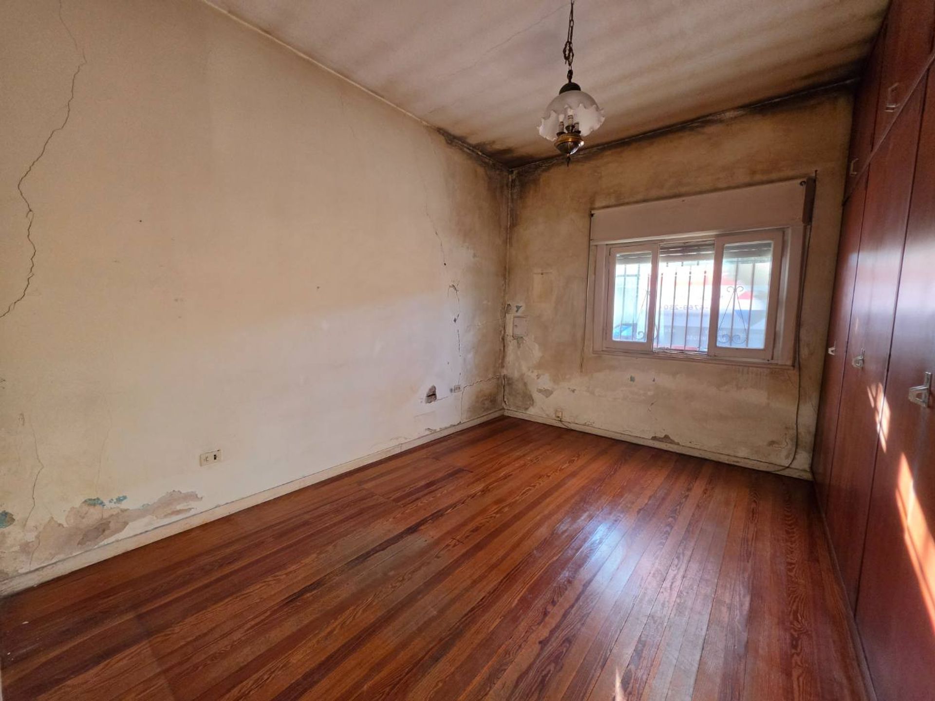 Venta Casa A Refaccionar En Munro 150 M2