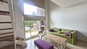 Alquiler Excelente duplex dos Ambientes.