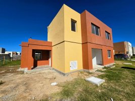 Alquiler Casa A Estrenar En Casas De Santa Ana