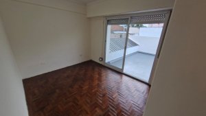 Venta Depto 2 Ambientes Con Patio Y Terraza