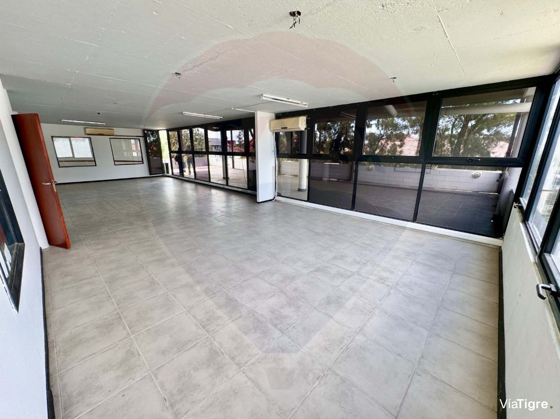 VENTA Oficina comercial vs usos Martinez
