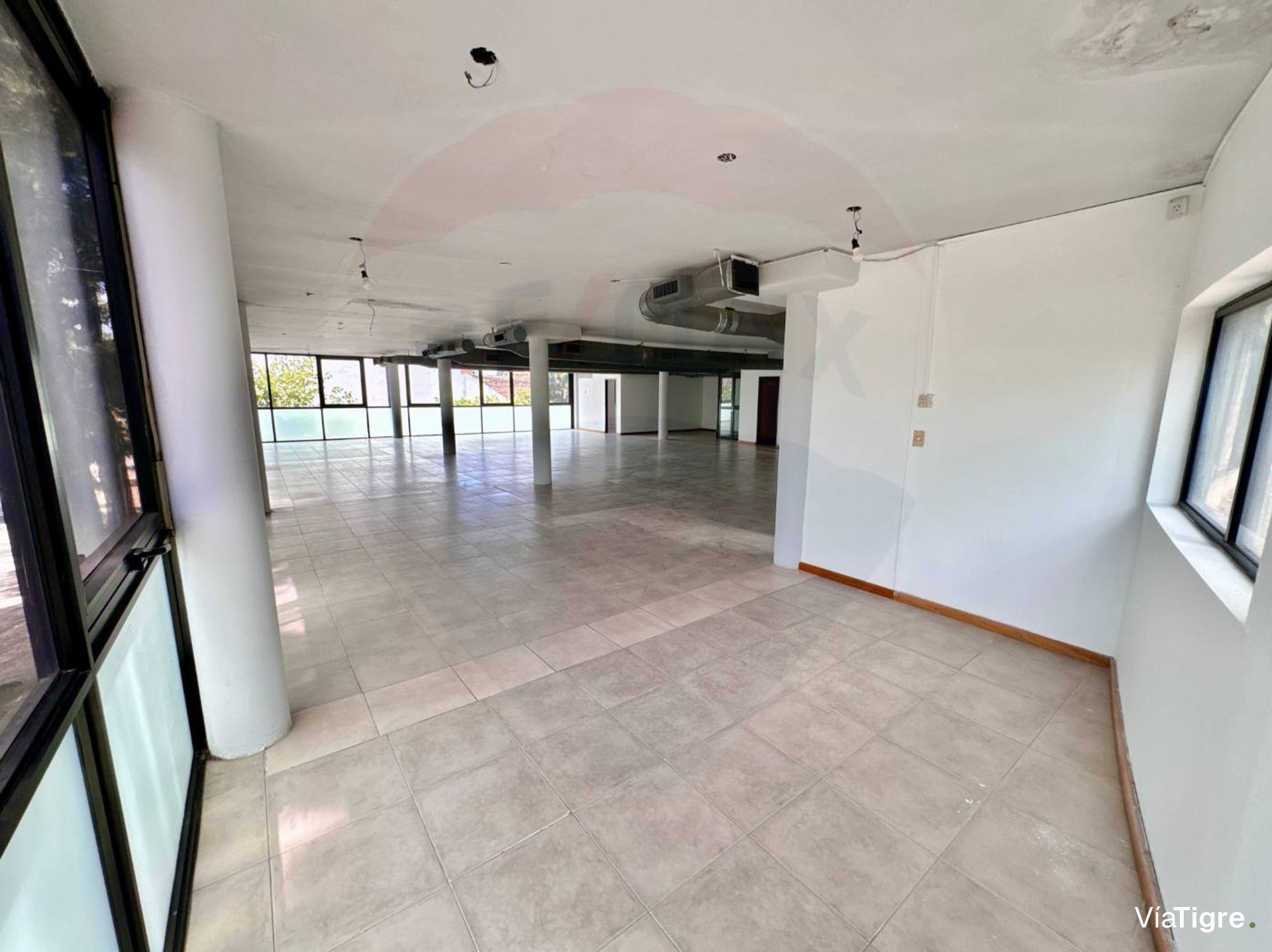 VENTA Oficina comercial vs usos Martinez