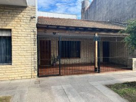 PH al frente con garage Florida O.