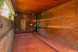 Venta Casa Chalet 4 Ambientes Pileta Boulogne