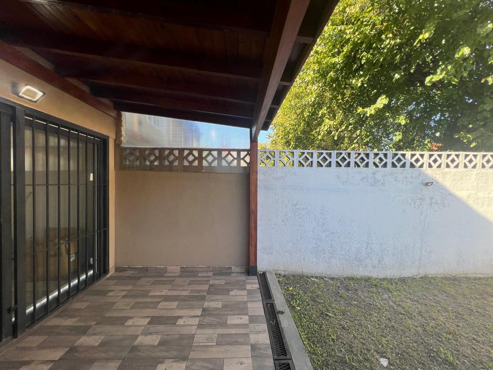 Alquiler Duplex con Jardin y Cochera en Carapachay
