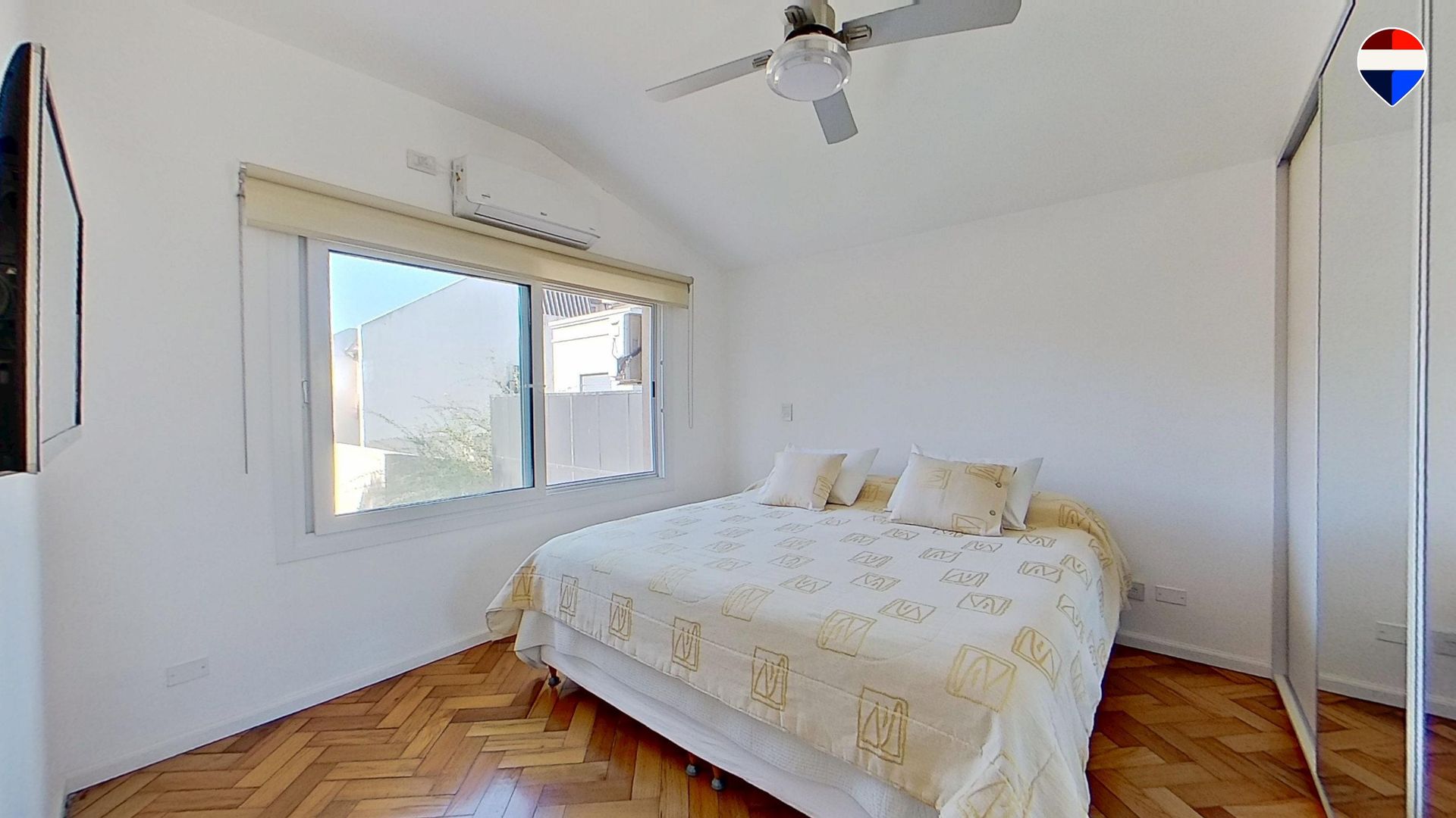VENTA CASA 5 amb. VTE. LOPEZ - EXCELENTE